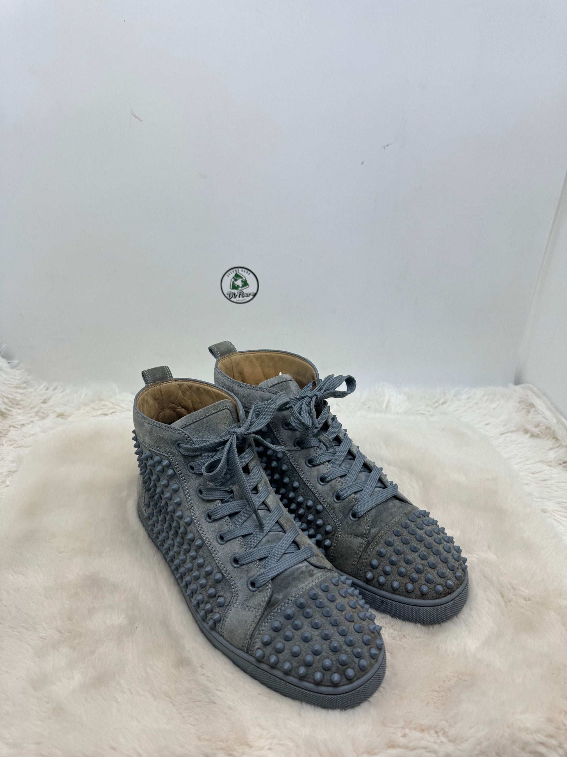 Louboutin 43