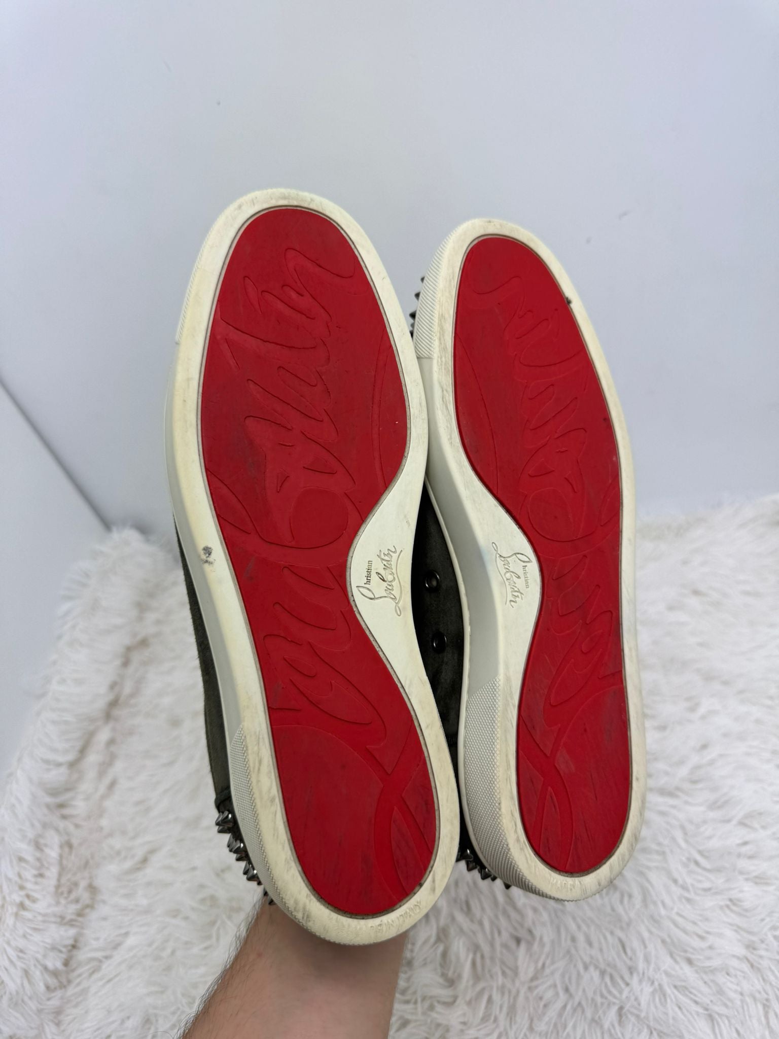 Louboutin 44