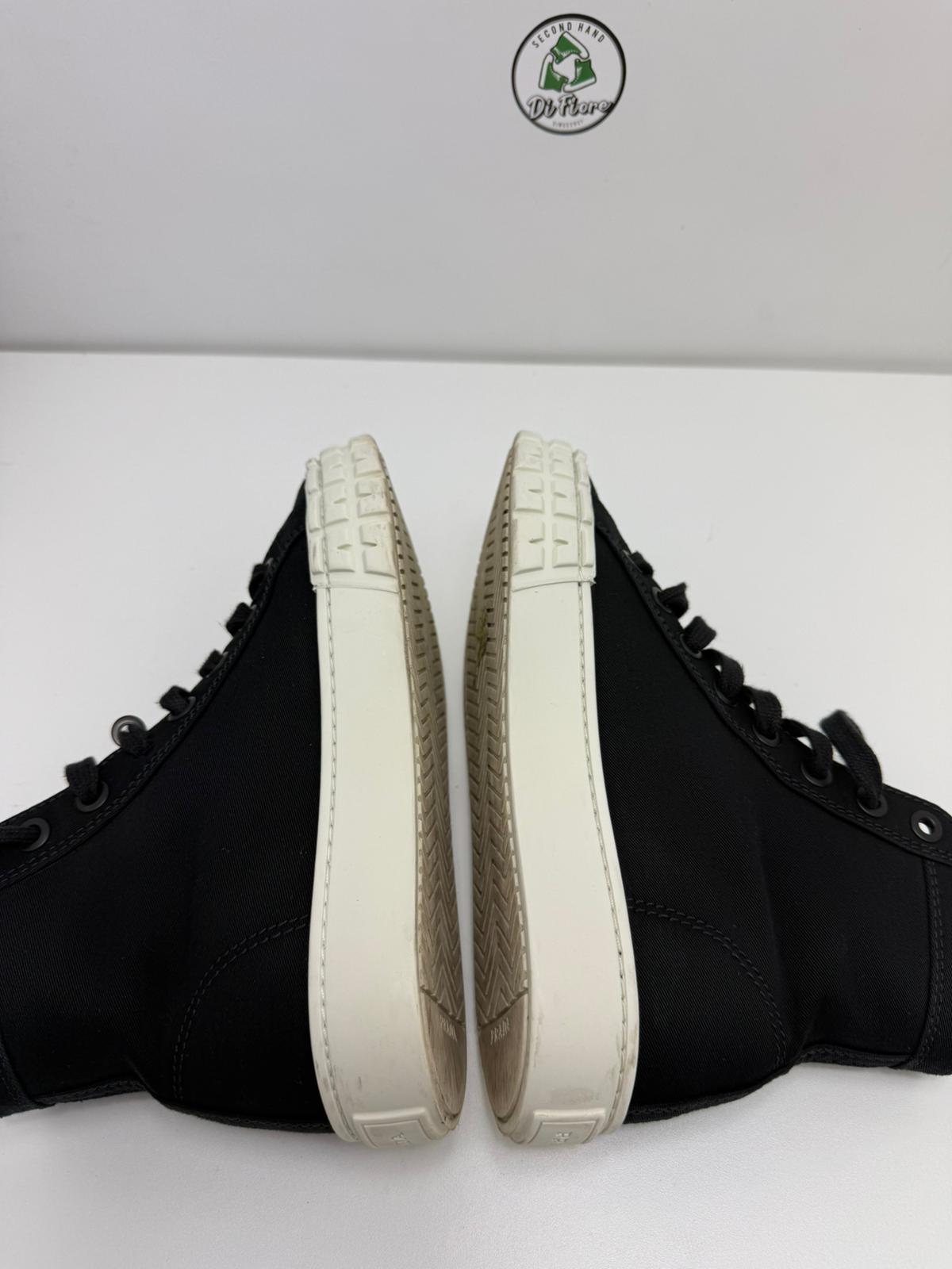 Prada sneakers 36.5
