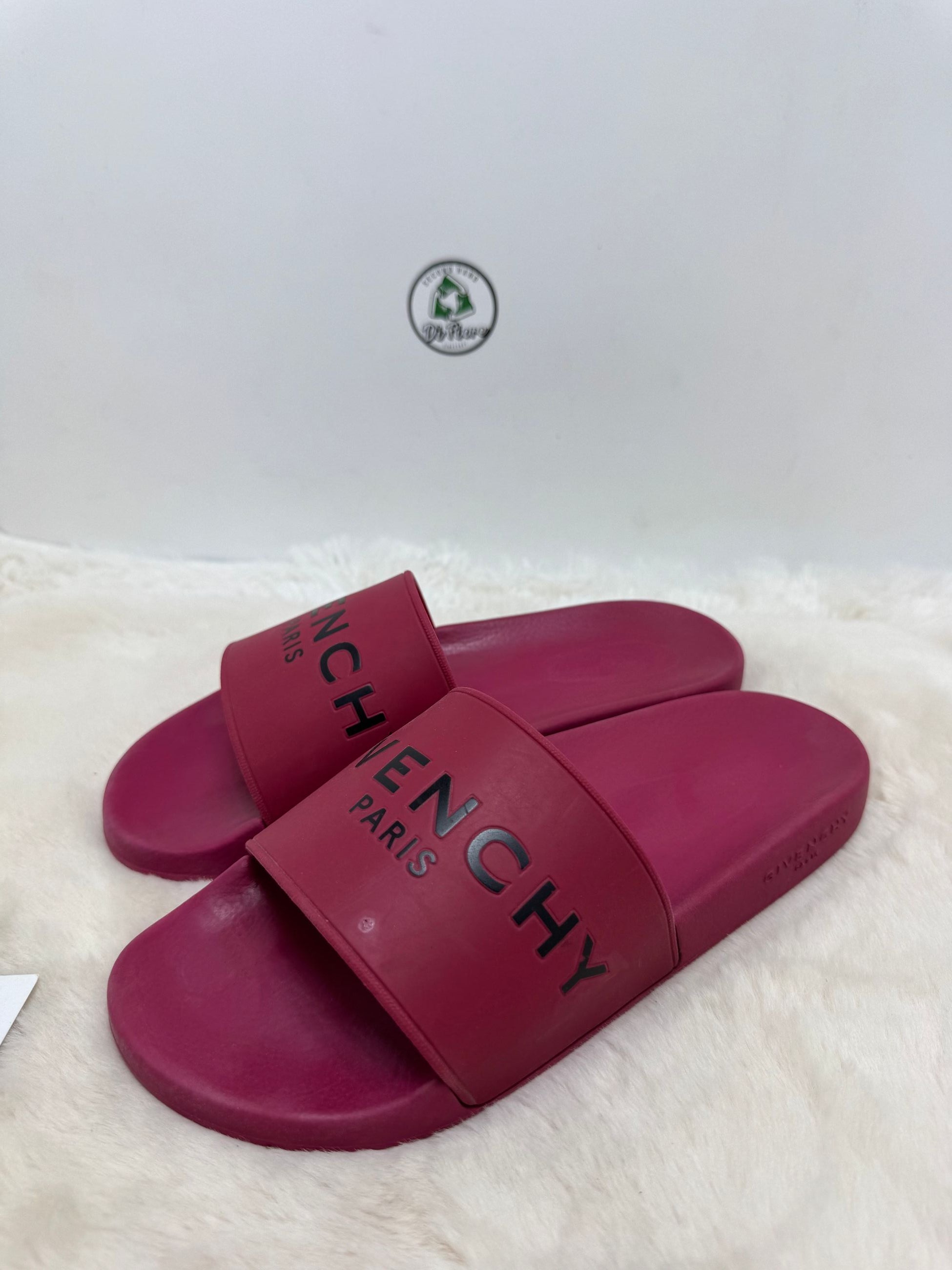 Ciabatta Givenchy
