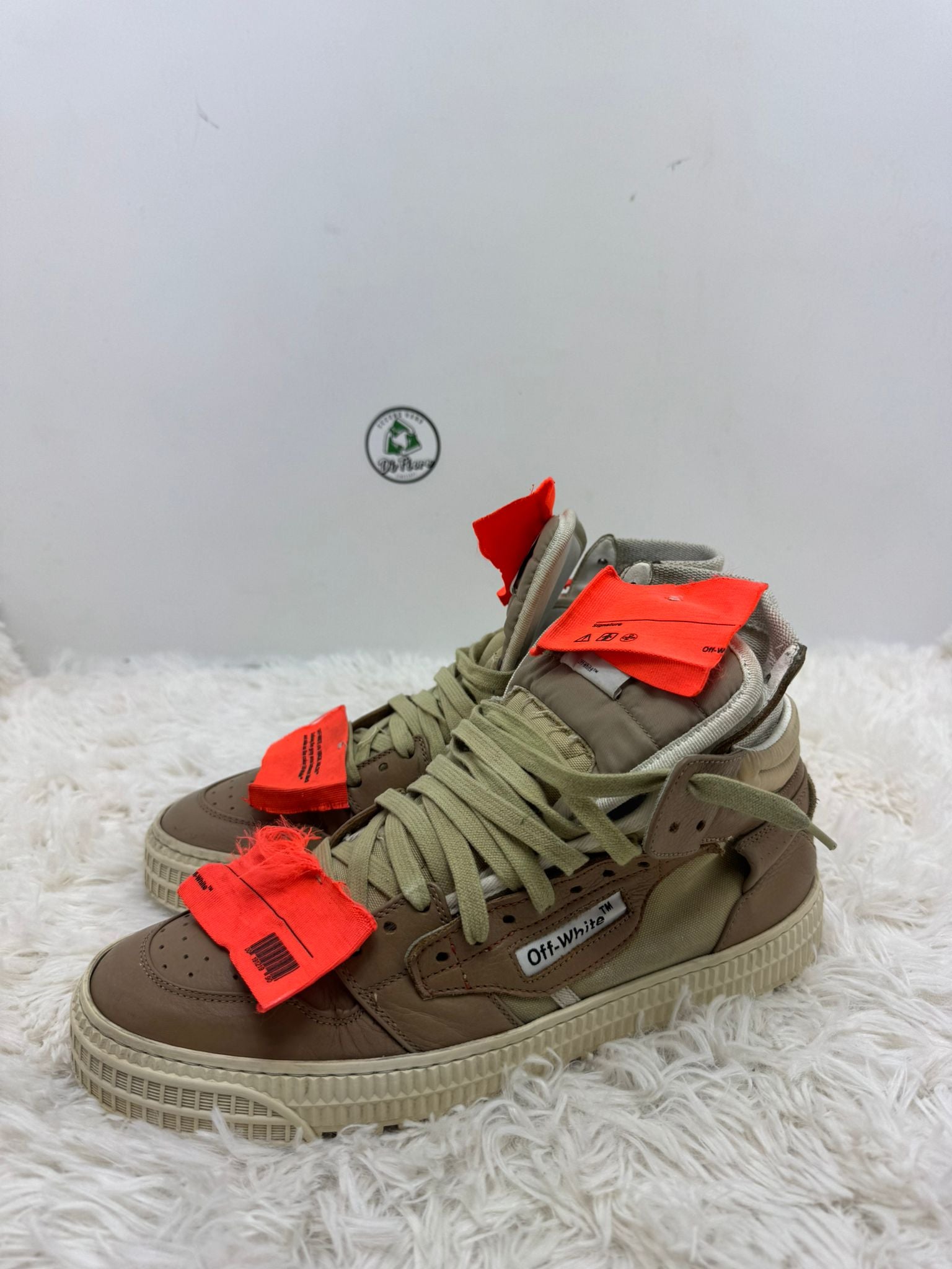 Off-White 40