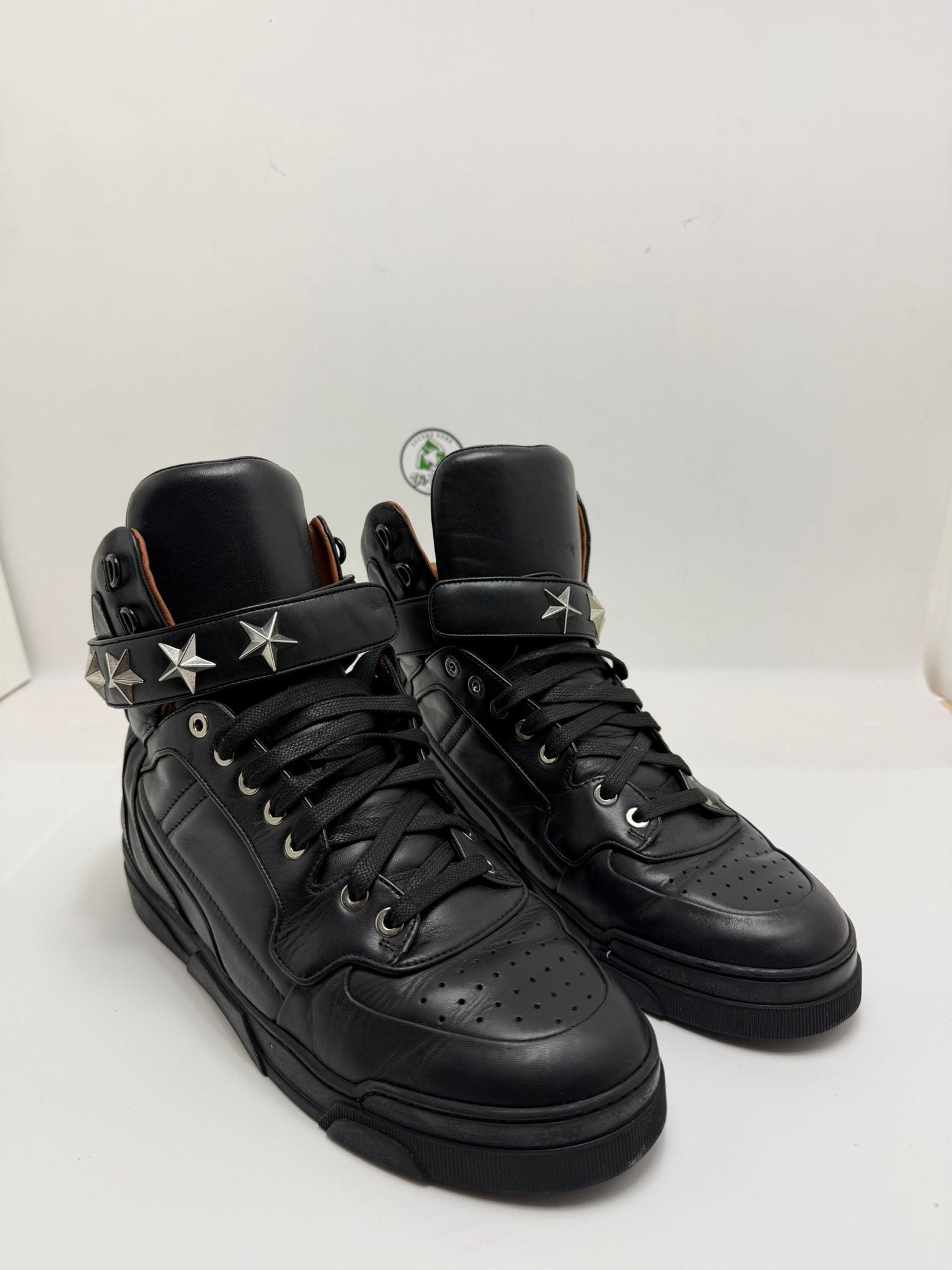 Givenchy 41