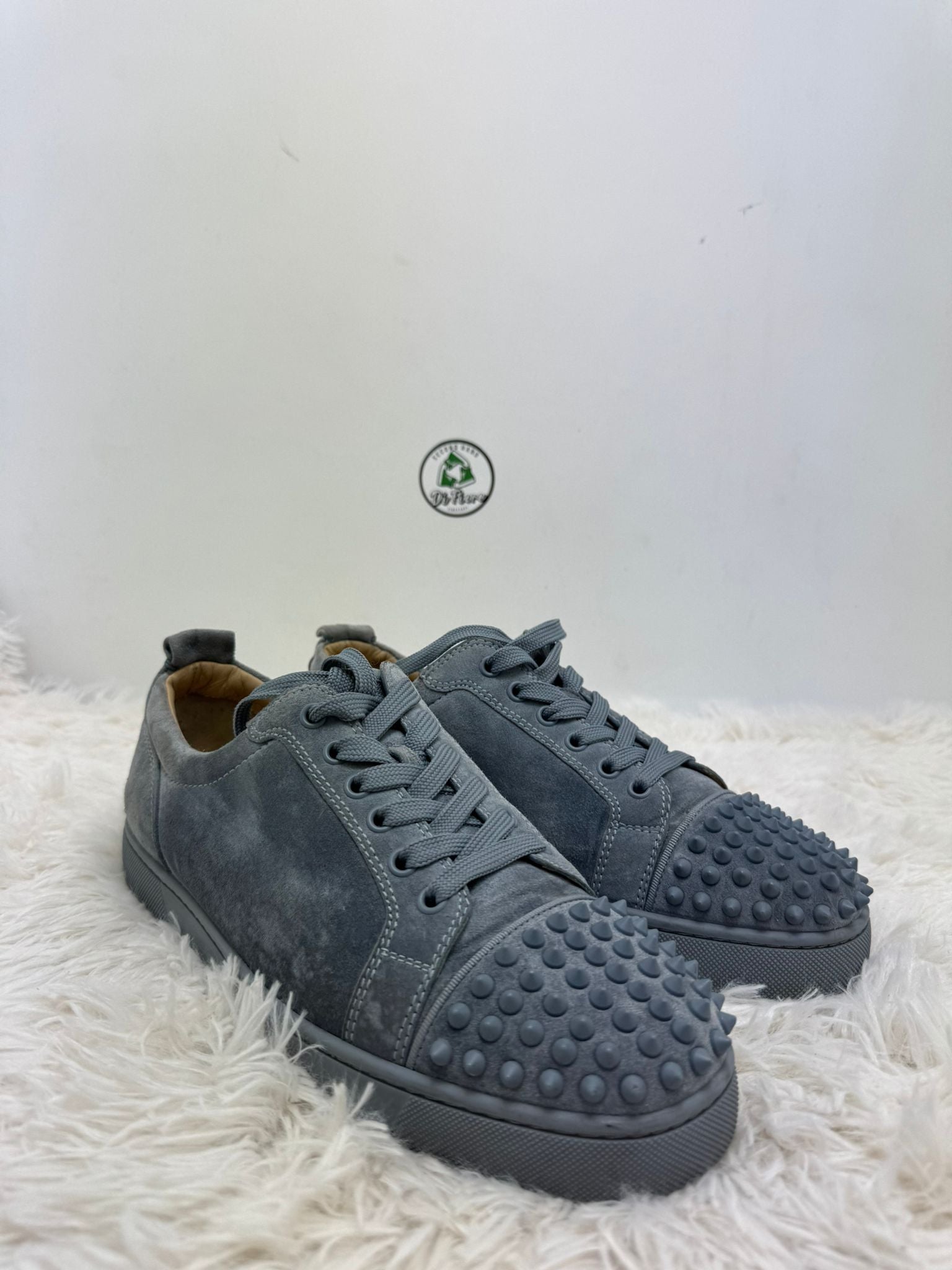 Louboutin 42