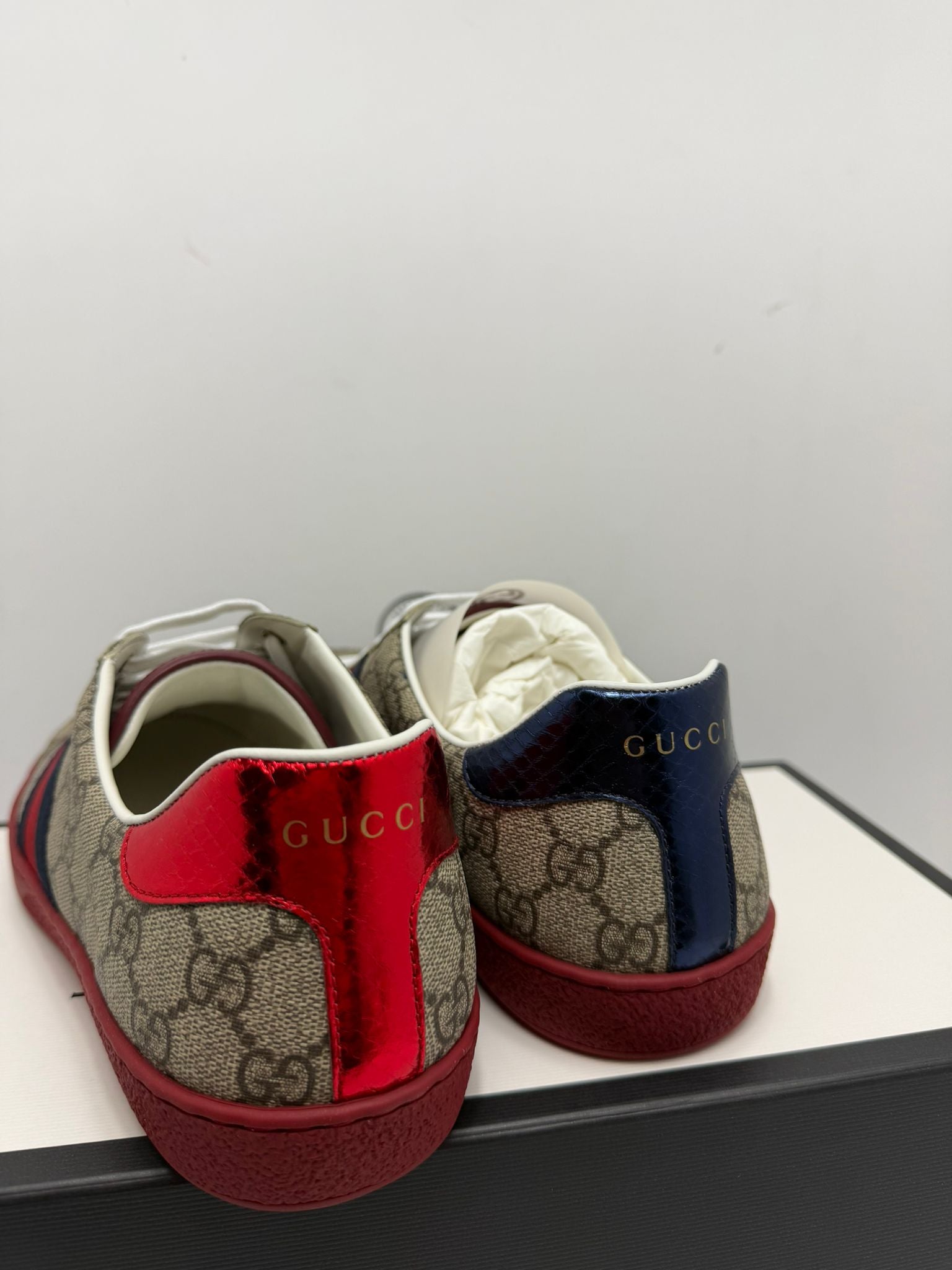 Gucci 44