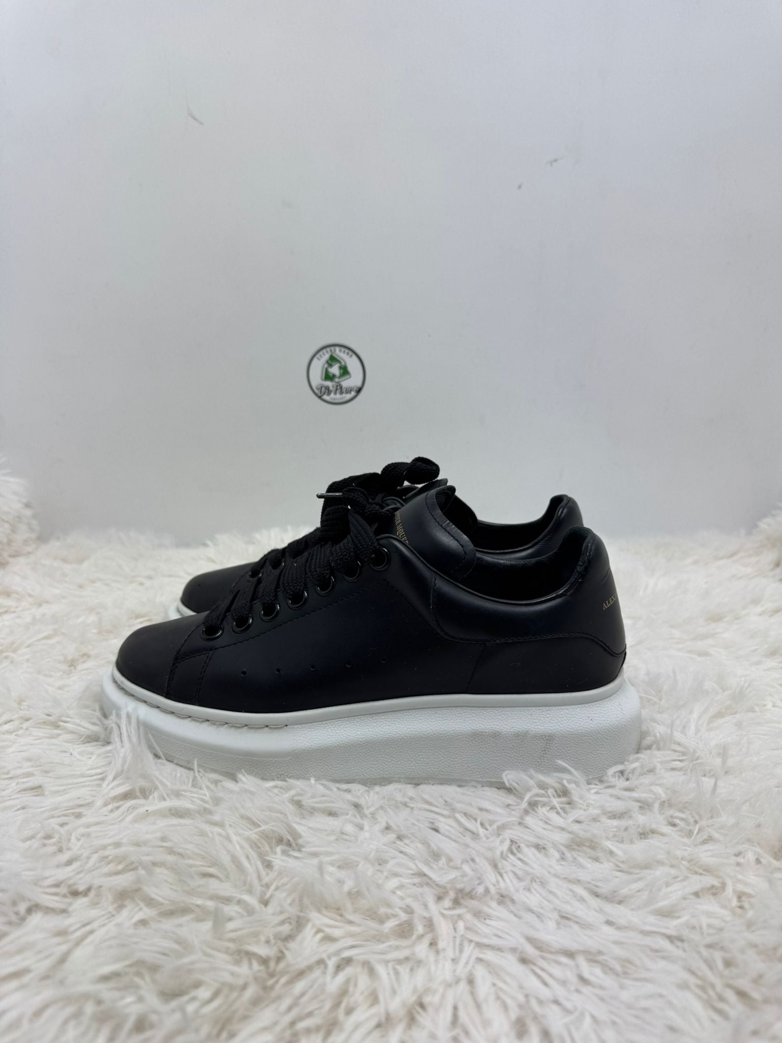 McQueen 38.5