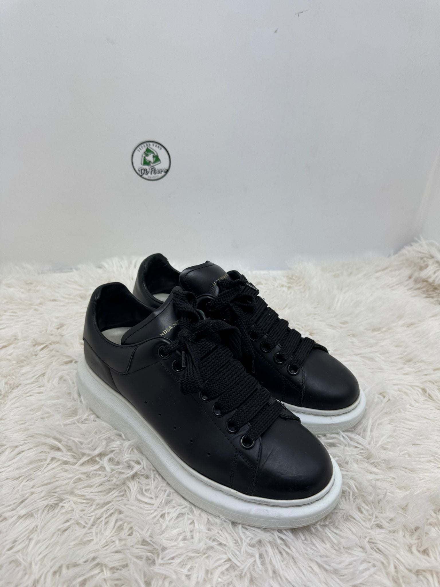 McQueen 38.5
