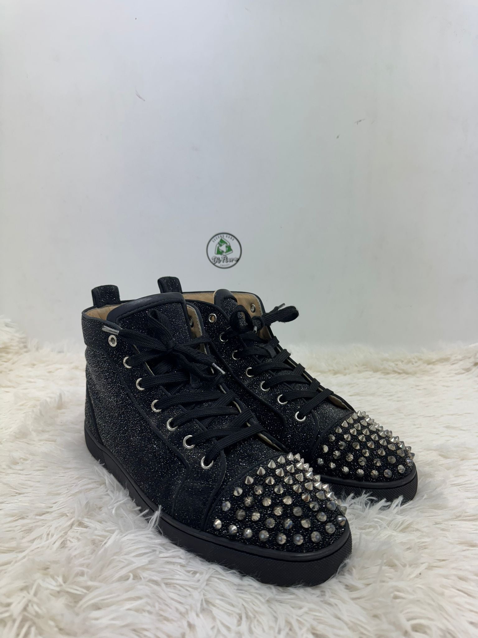 Louboutin 43