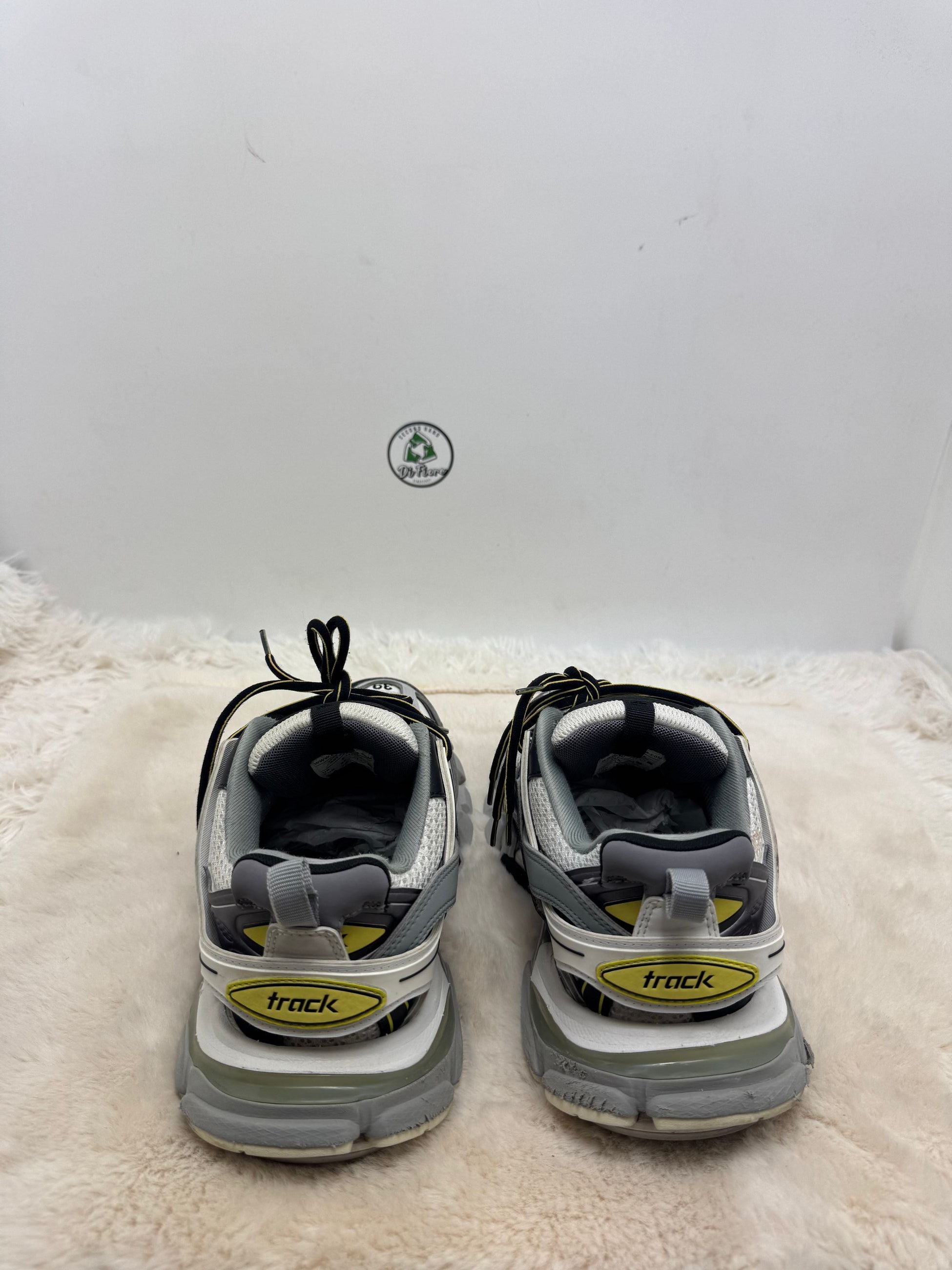 Balenciaga Track 39