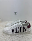 Valentino 44