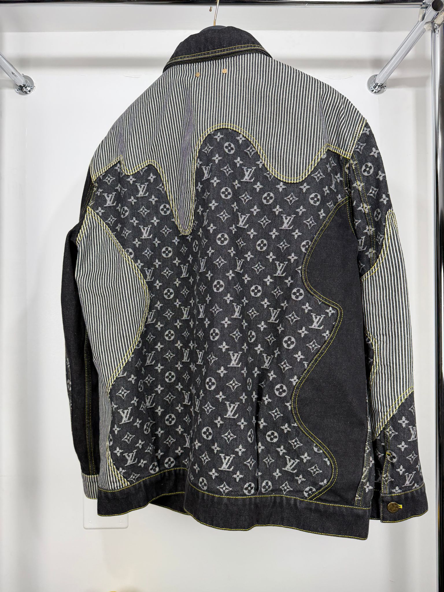 Louis Vuitton X nigo Size 54 veste XL