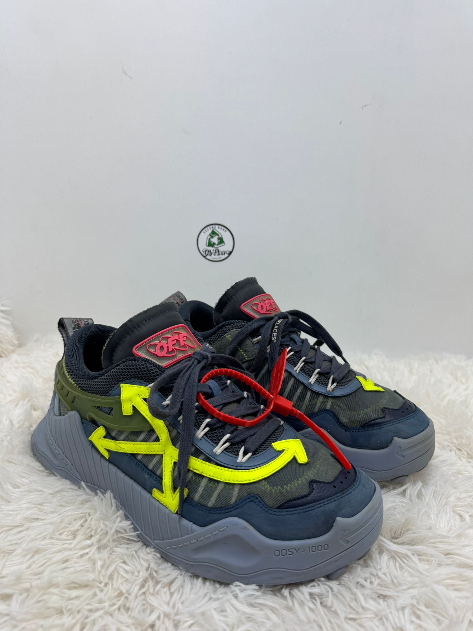 Off-White 43