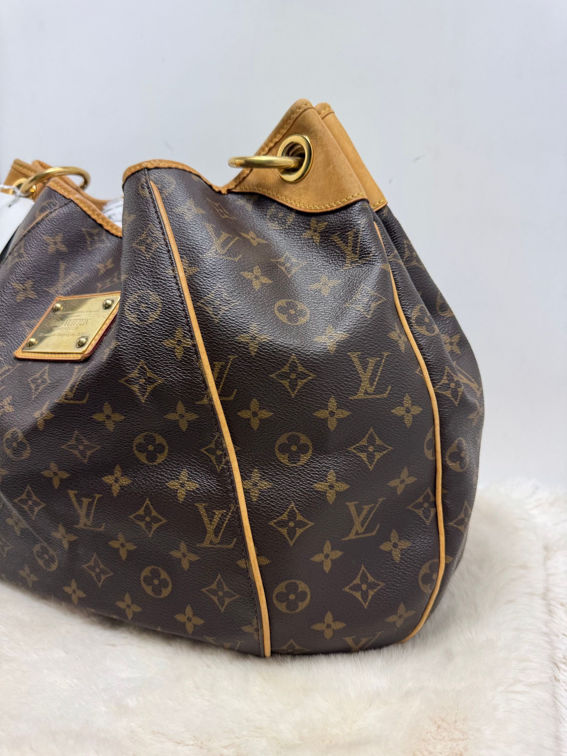Louis Vuitton Galleria GM