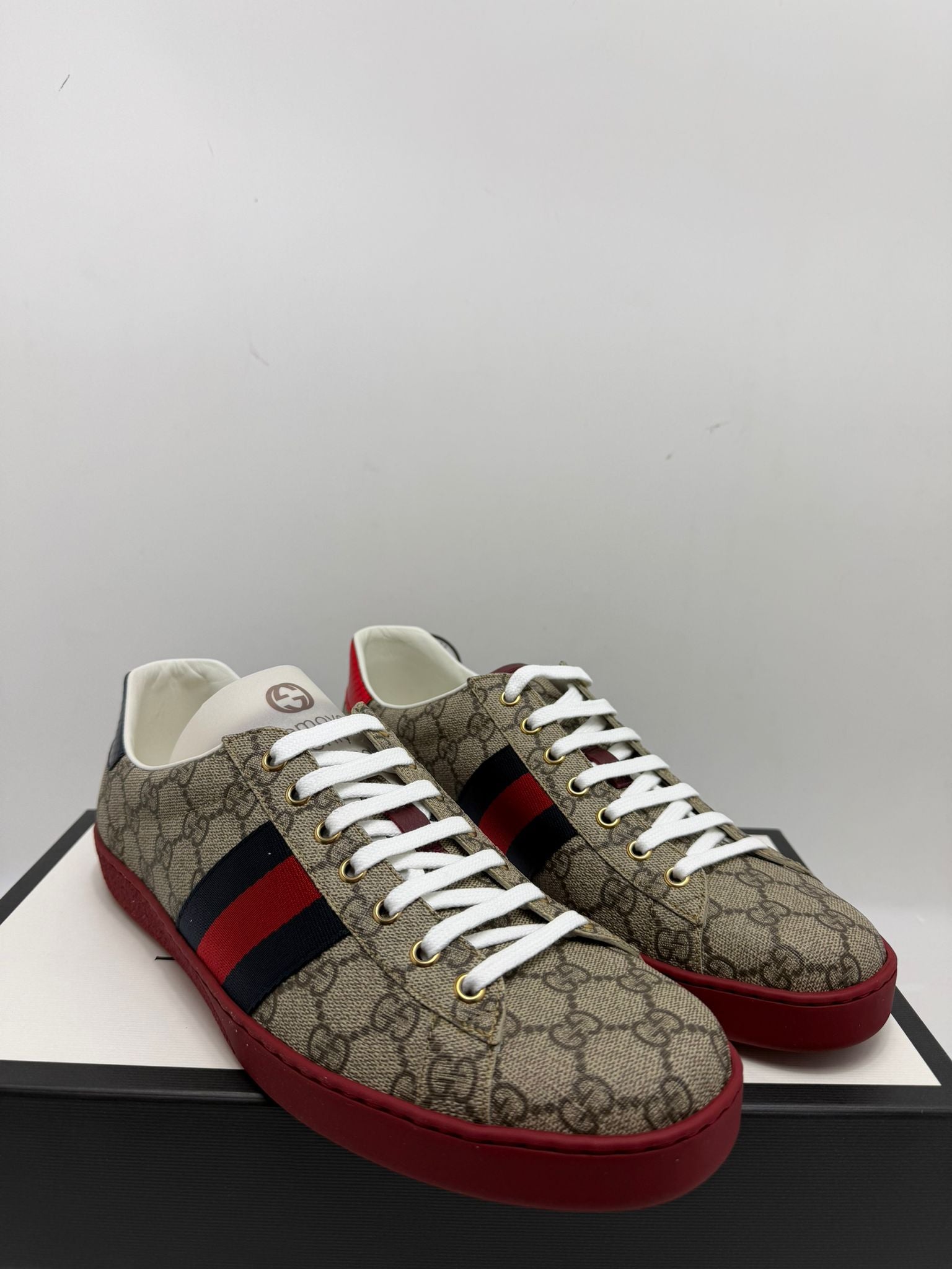 Gucci 44