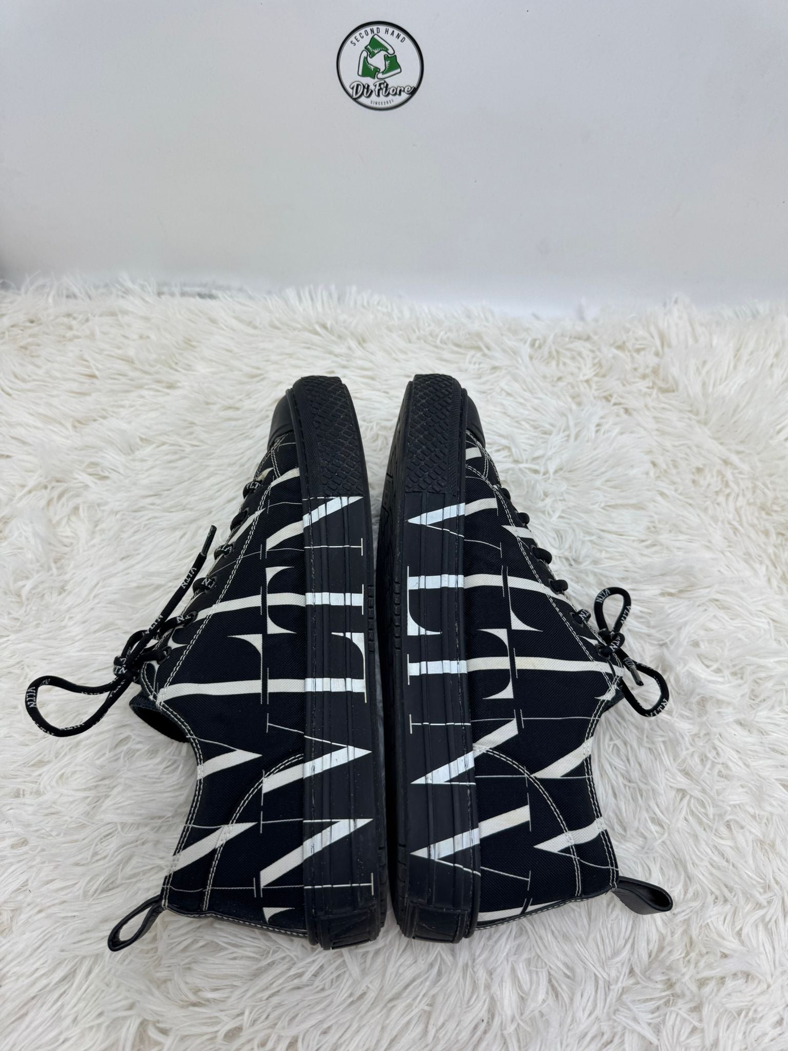 Valentino 41