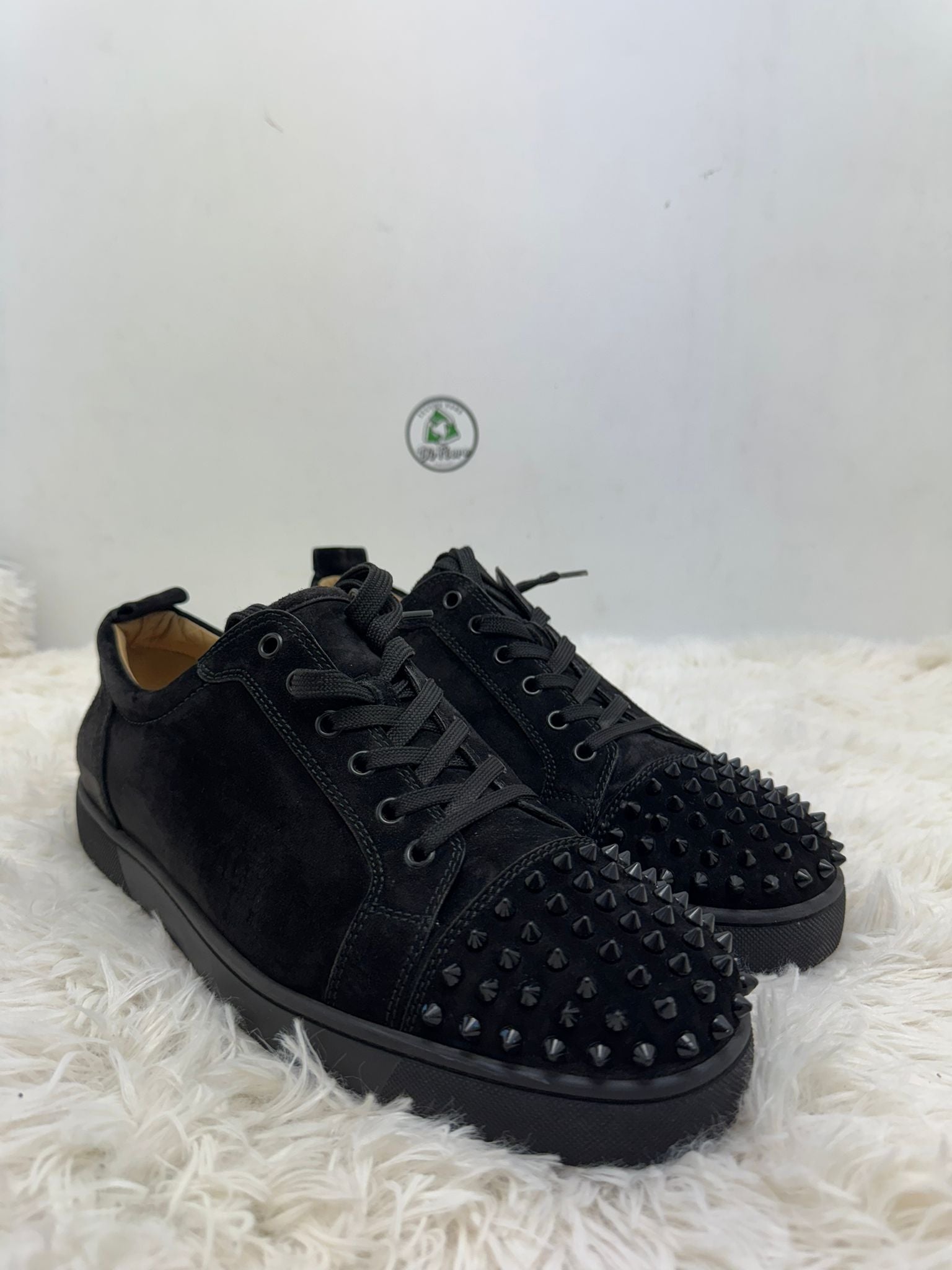 Louboutin 46