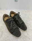 Louboutin 44