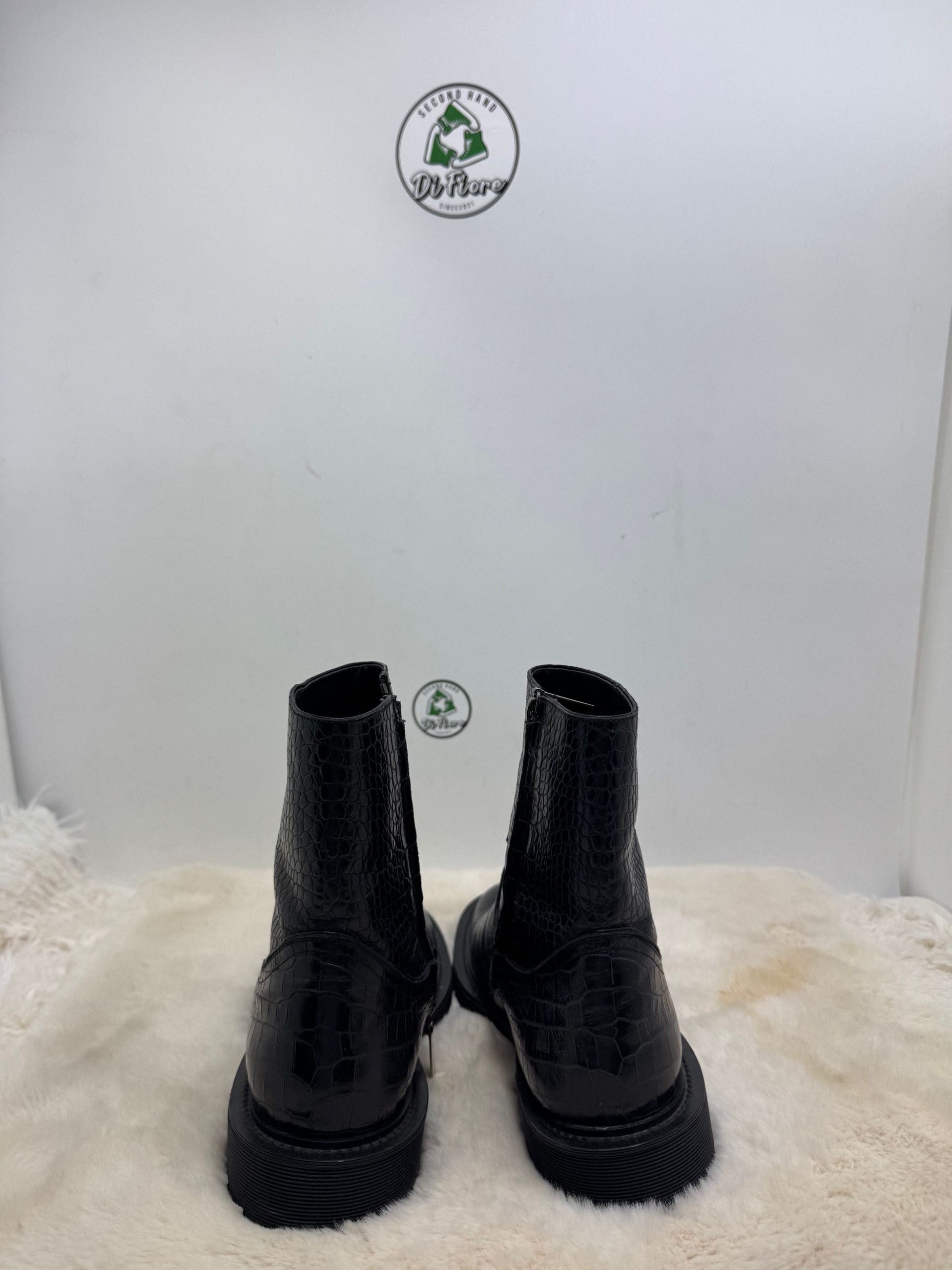 Stivaletto Saint Laurent