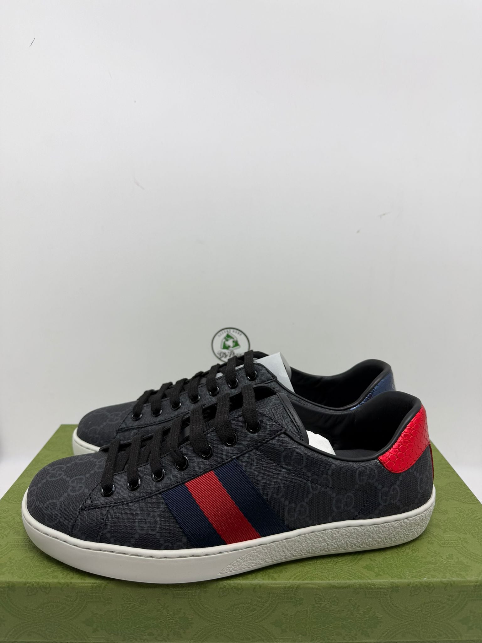 Gucci ace 41.5/42