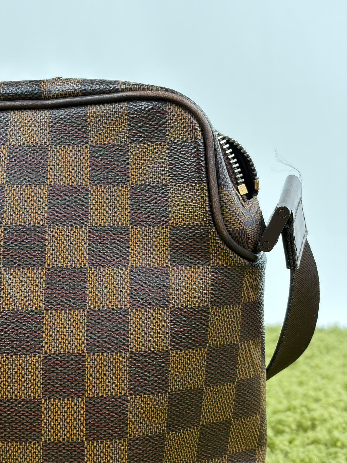 Marsupio Louis Vuitton Olav PM in tela Damier Marrone