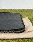 Pochette Louis vuitton voyage nera