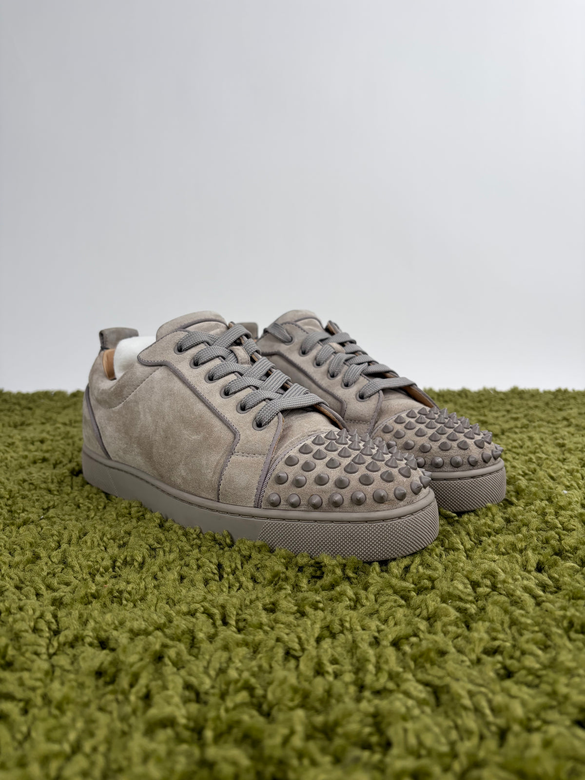Christian Louboutin Spikes Low Grigia 42