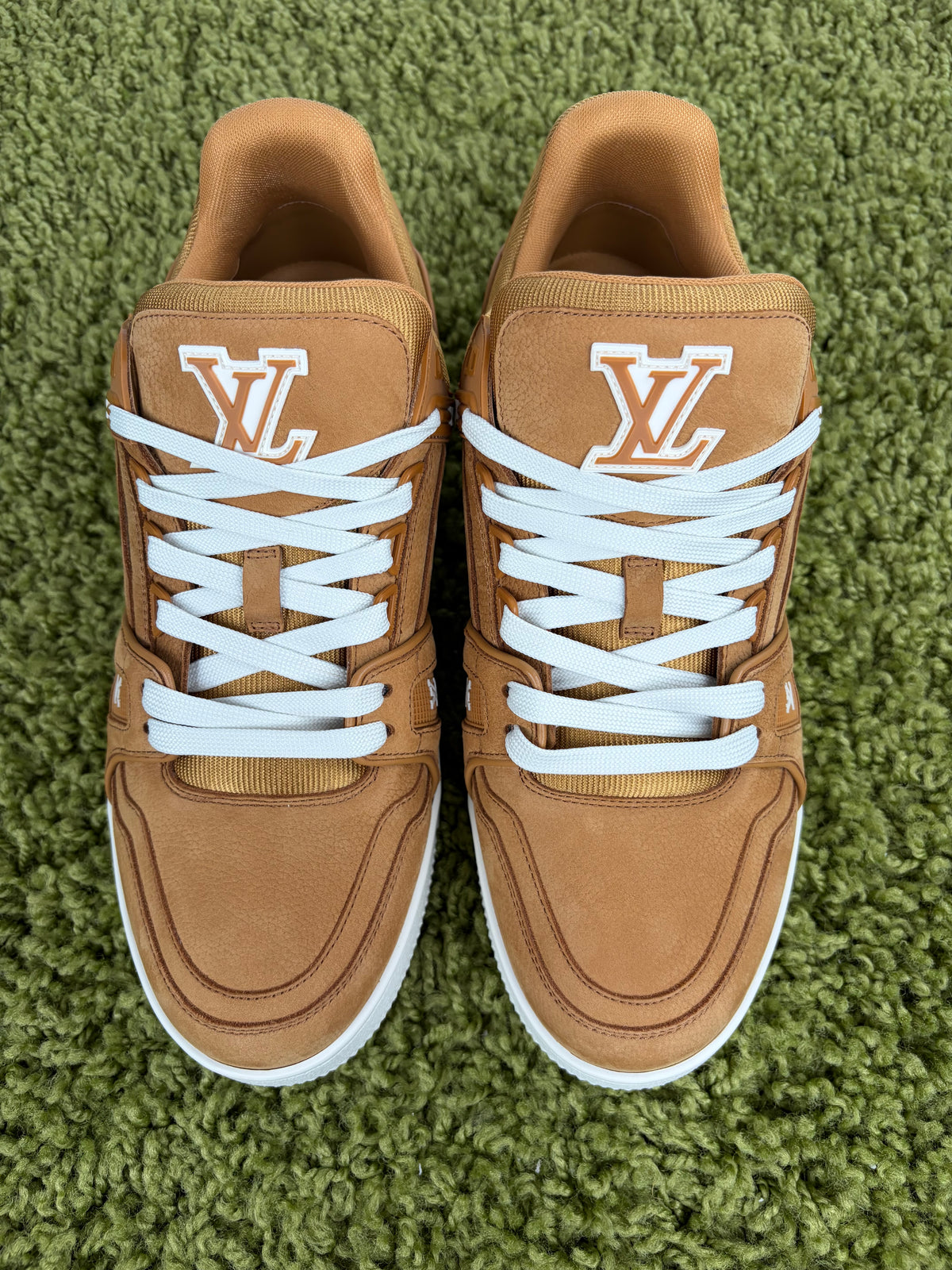 Louis Vuitton Trainer Beige 7