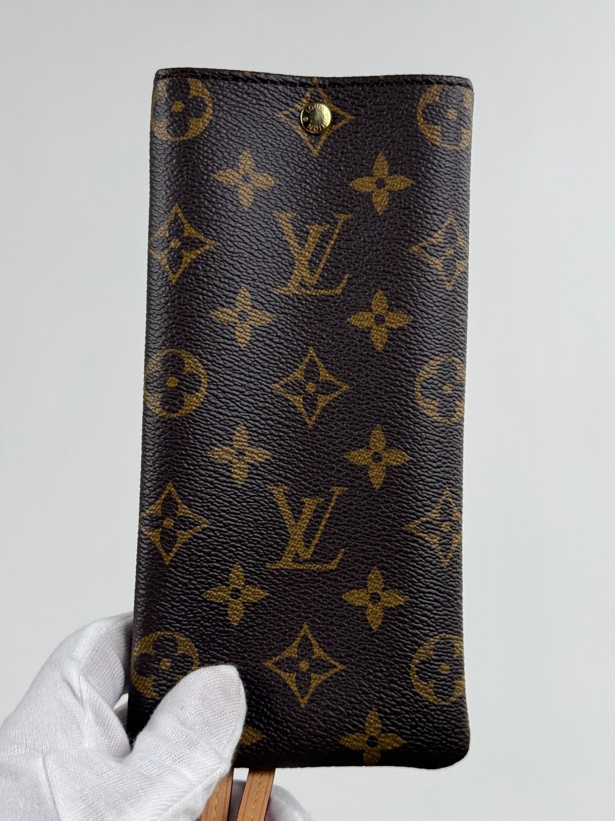 Custodia per Occhiali Da Sole Louis Vuitton Marrone - Second Hand Di Fiore