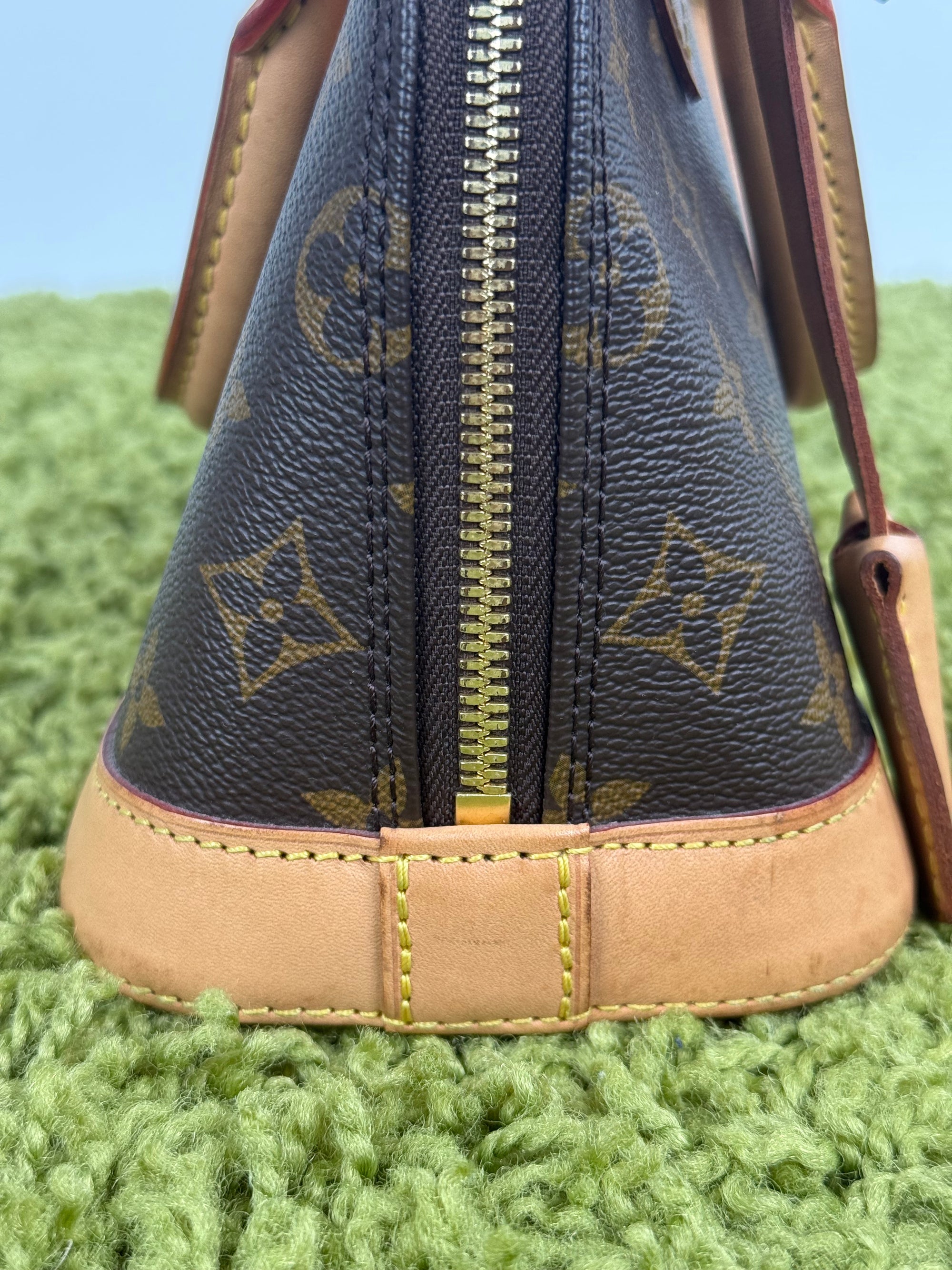 Borsa Alma BB Louis Vuitton Marrone