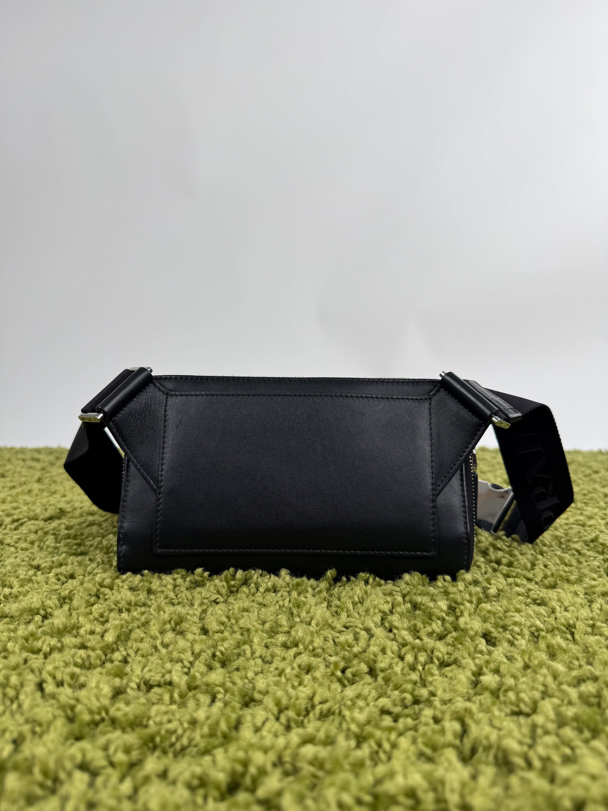 Borsello Prada