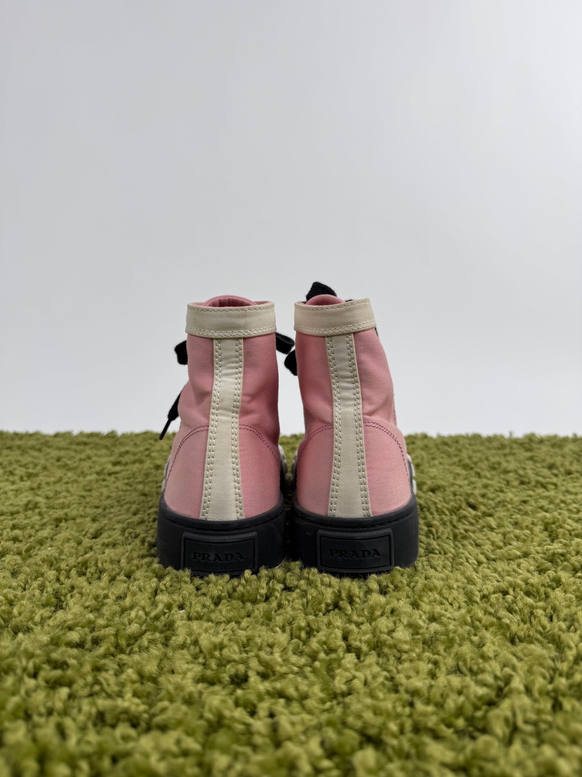 Prada DownTown 36.5