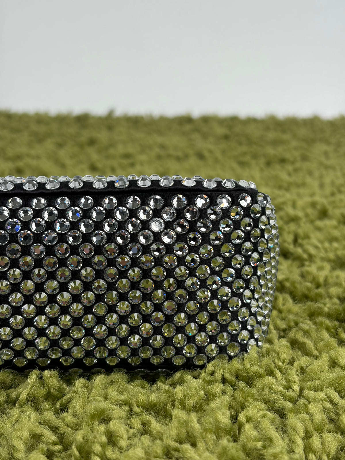 Borsa Prada Re Edition Nera con Cristalli