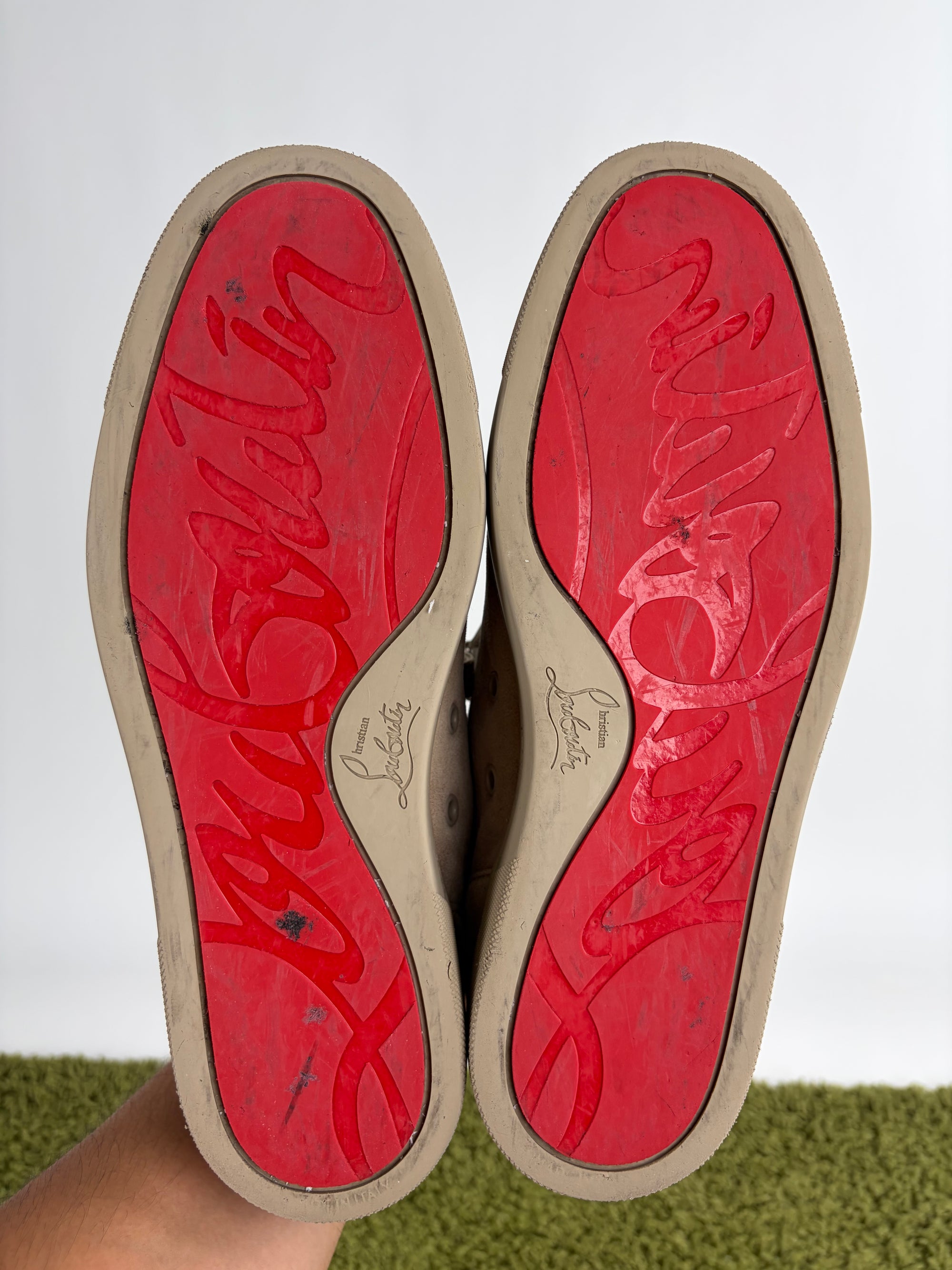 Louboutin basse Size 42 marroni