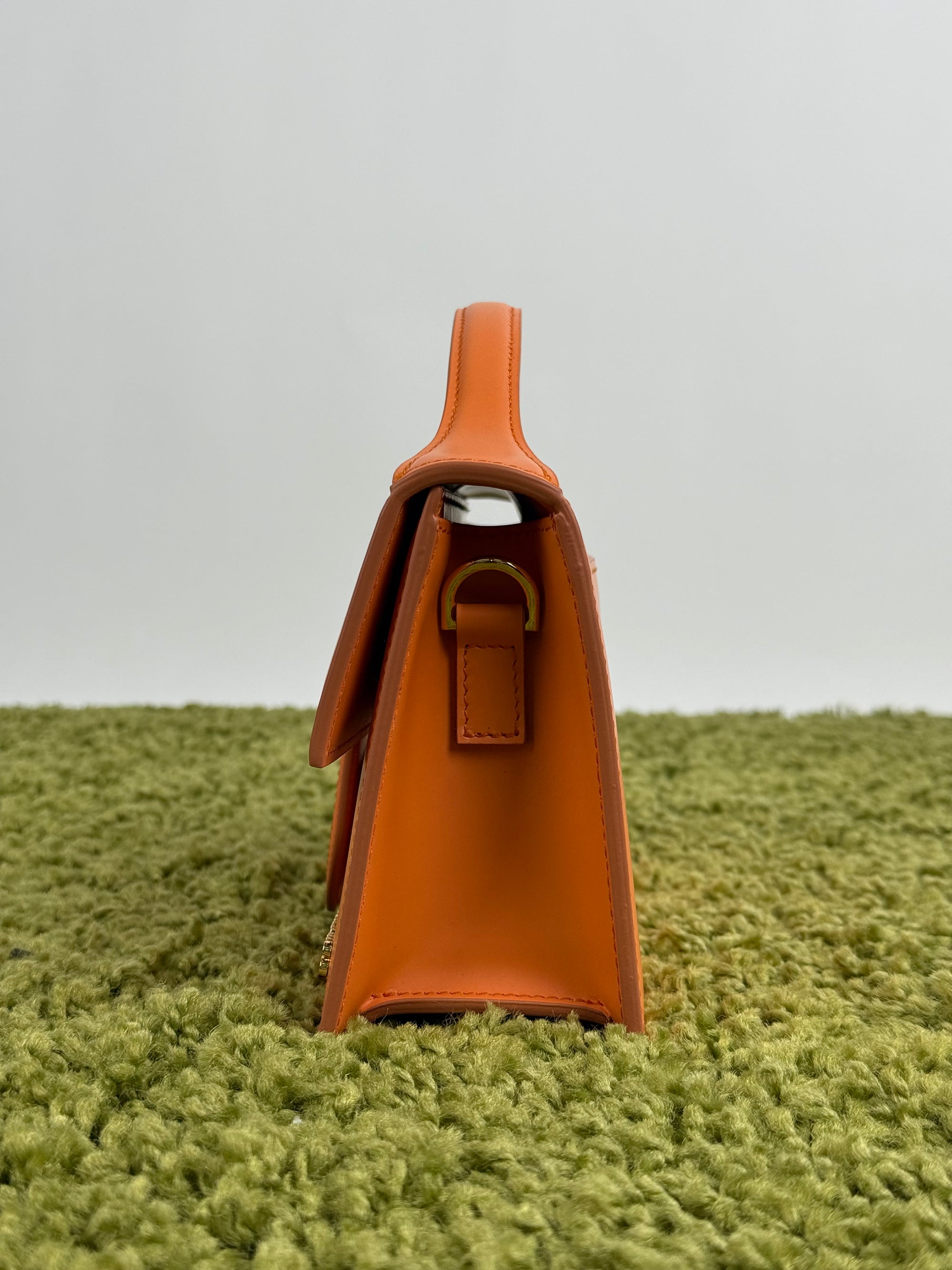 Jacquemus la grande bambino arancione
