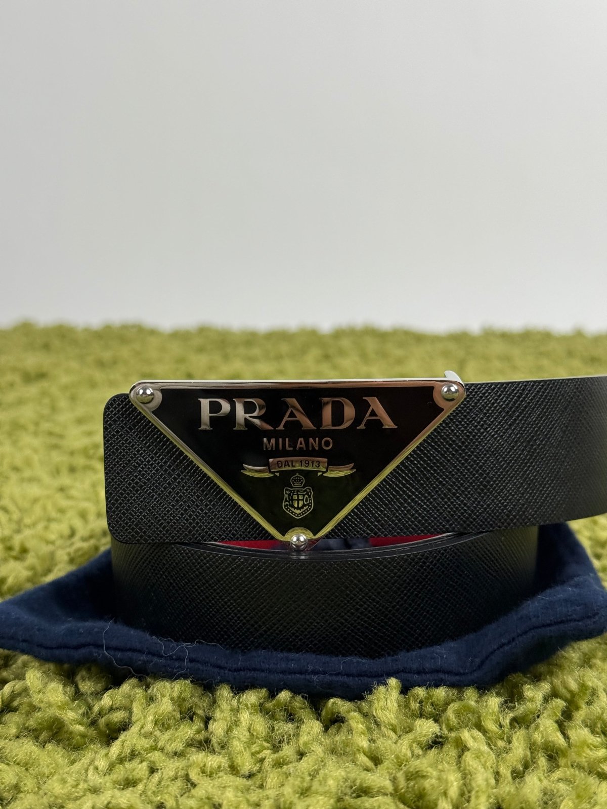 Cintura Prada Reversibile Nero Rosso 90/36 103cm - Second Hand Di Fiore