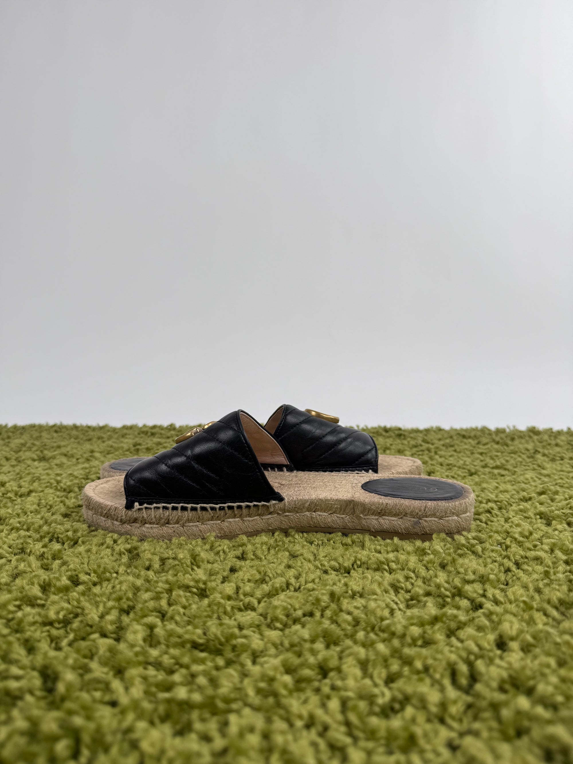 ciabatta gucci 6.5=40.5 calza 41