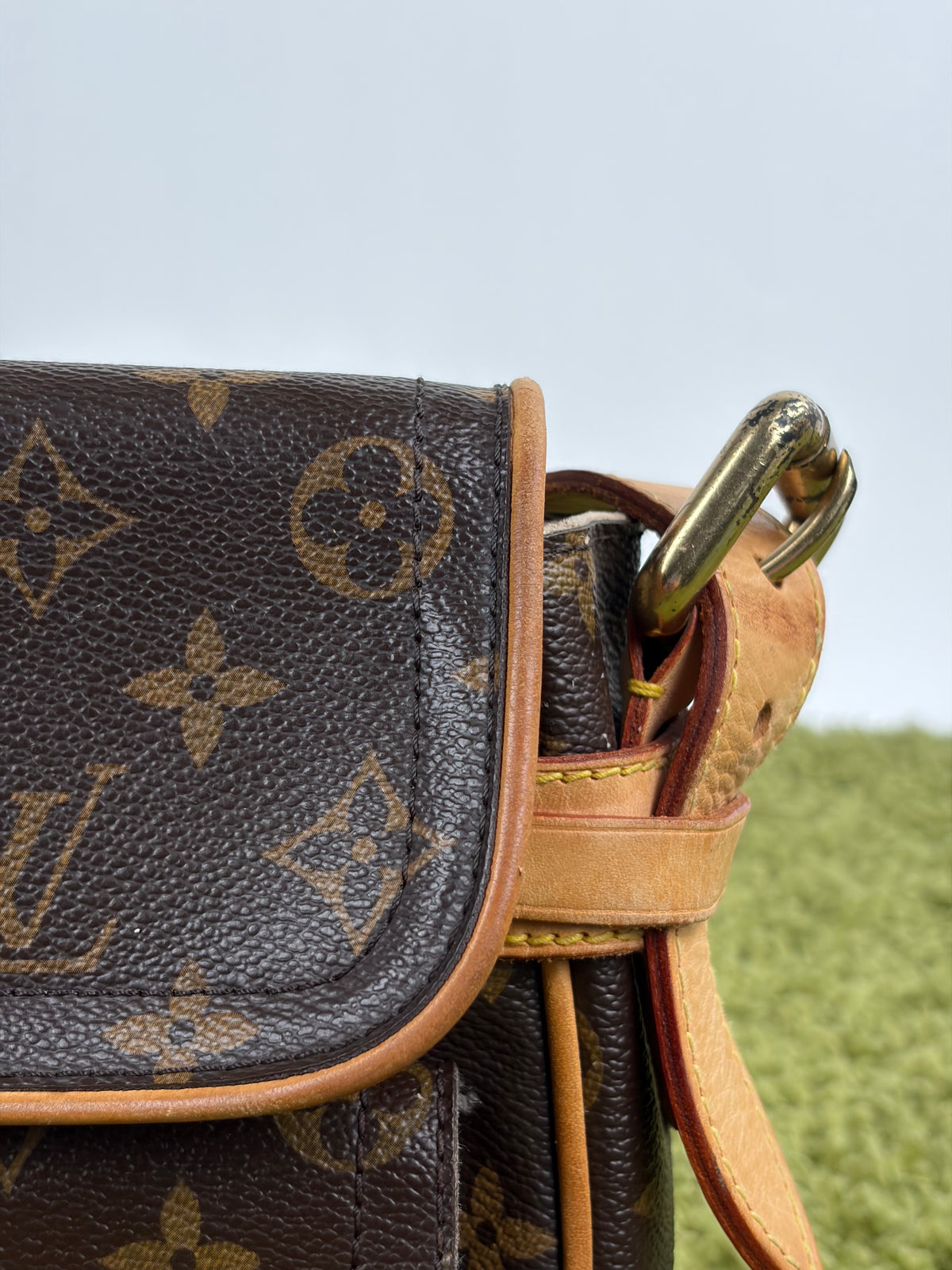 Borsa Monogram Hudson PM Louis Vuitton Marrone