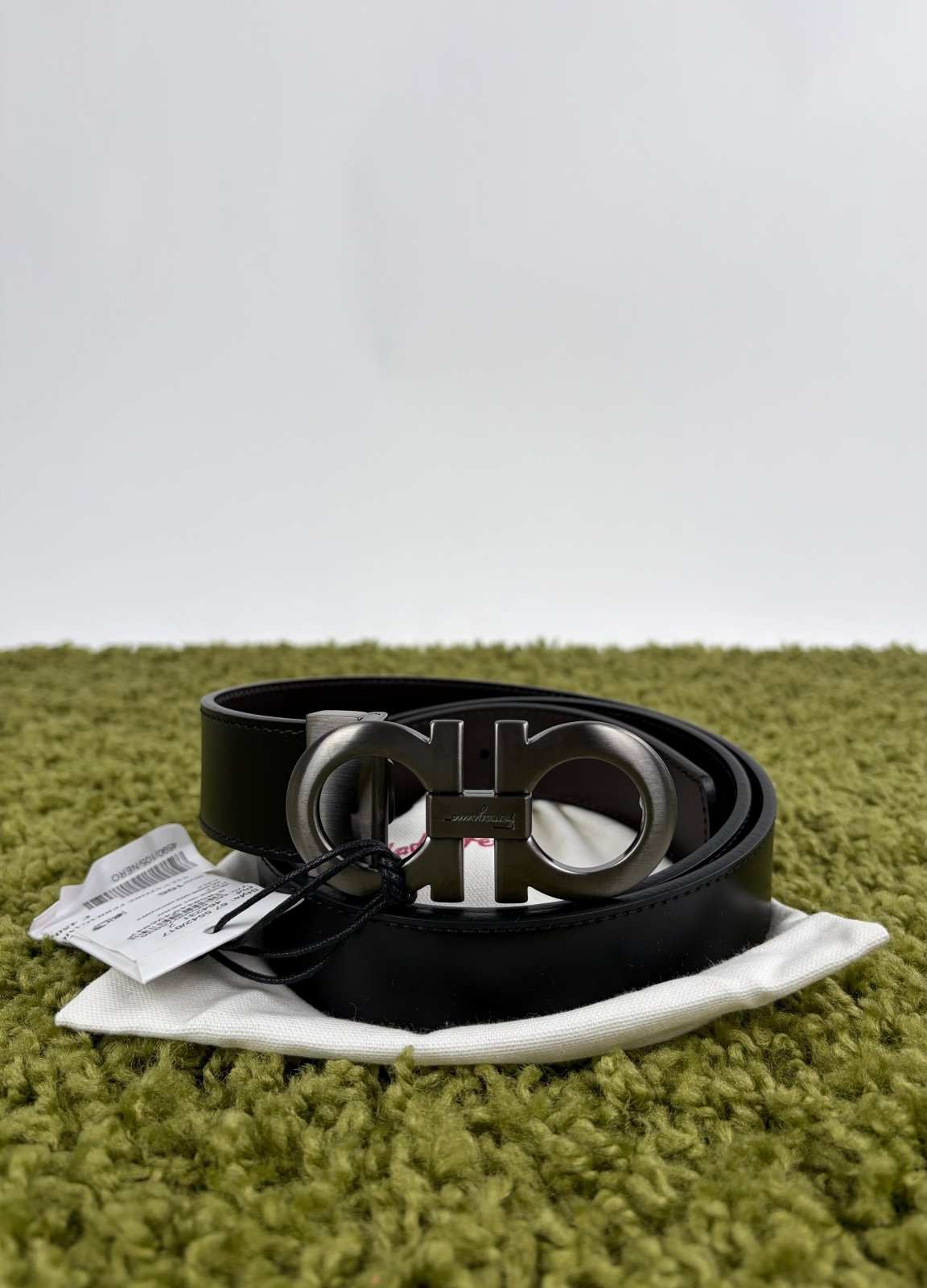 Cintura Ferragamo Double Gancini reversibile Nero 113cm - Second Hand Di Fiore