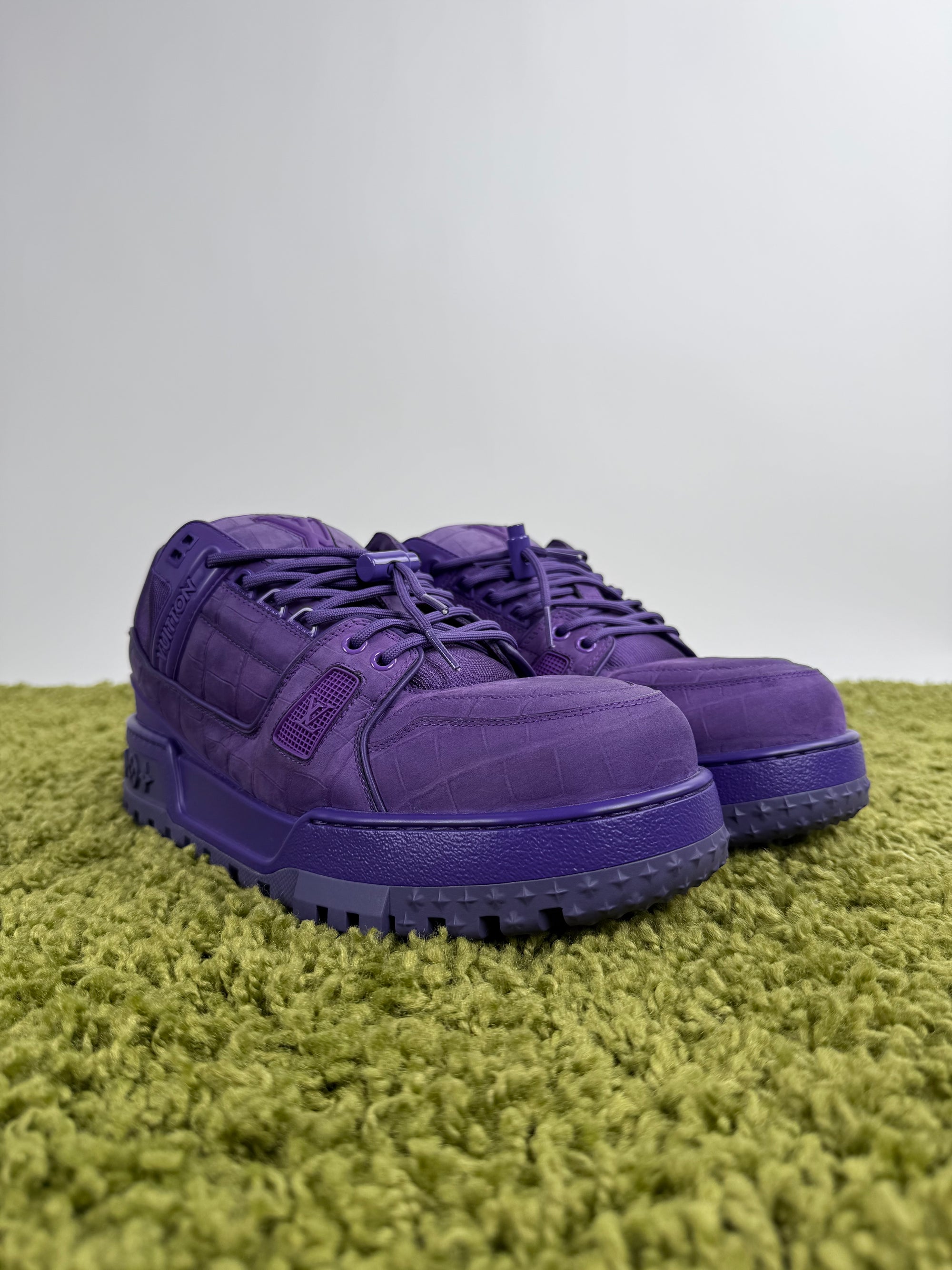 Louis Vuitton Trainer Maxi Viola 9