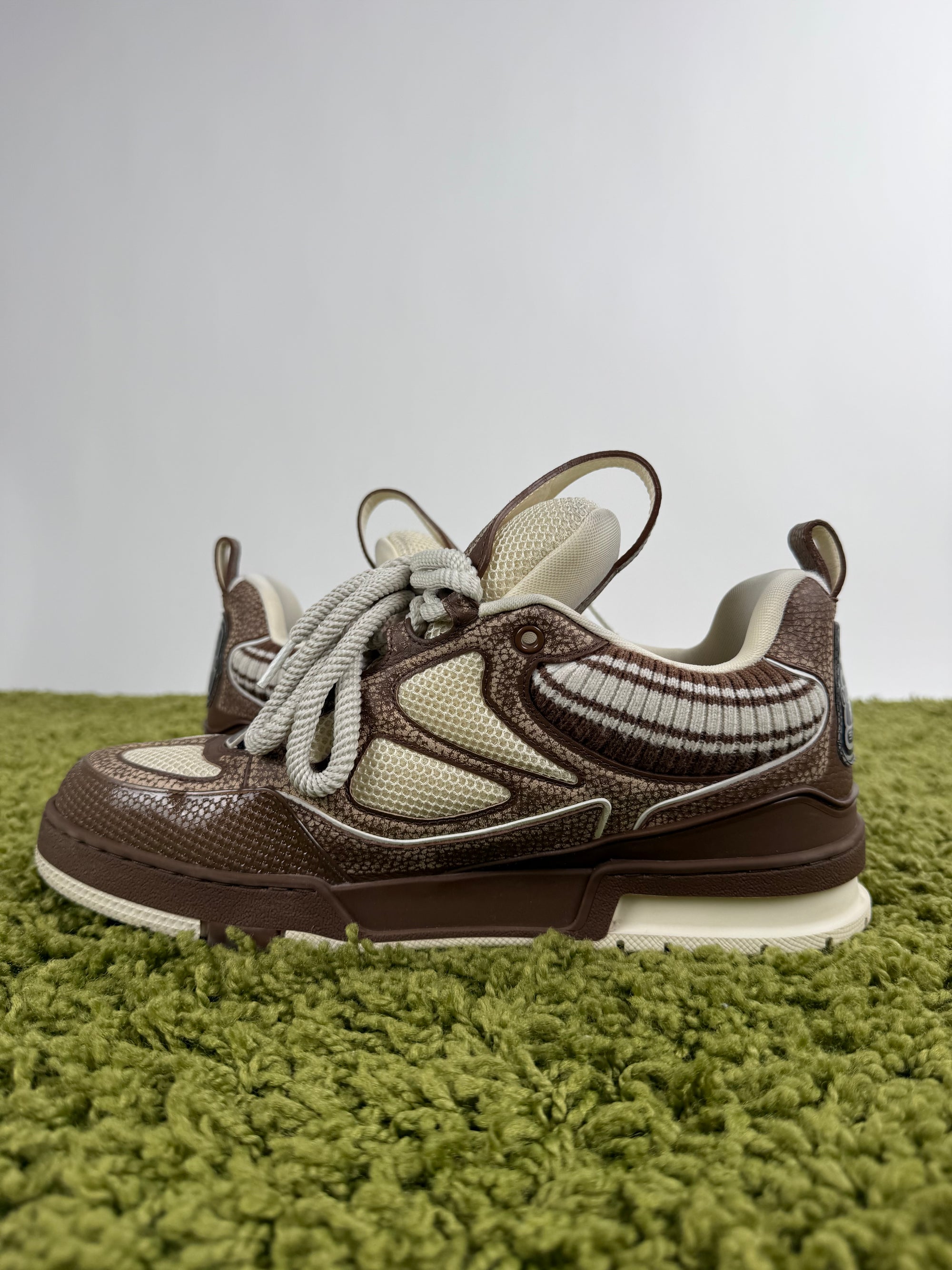 Louis Vuitton Skate Marrone 10
