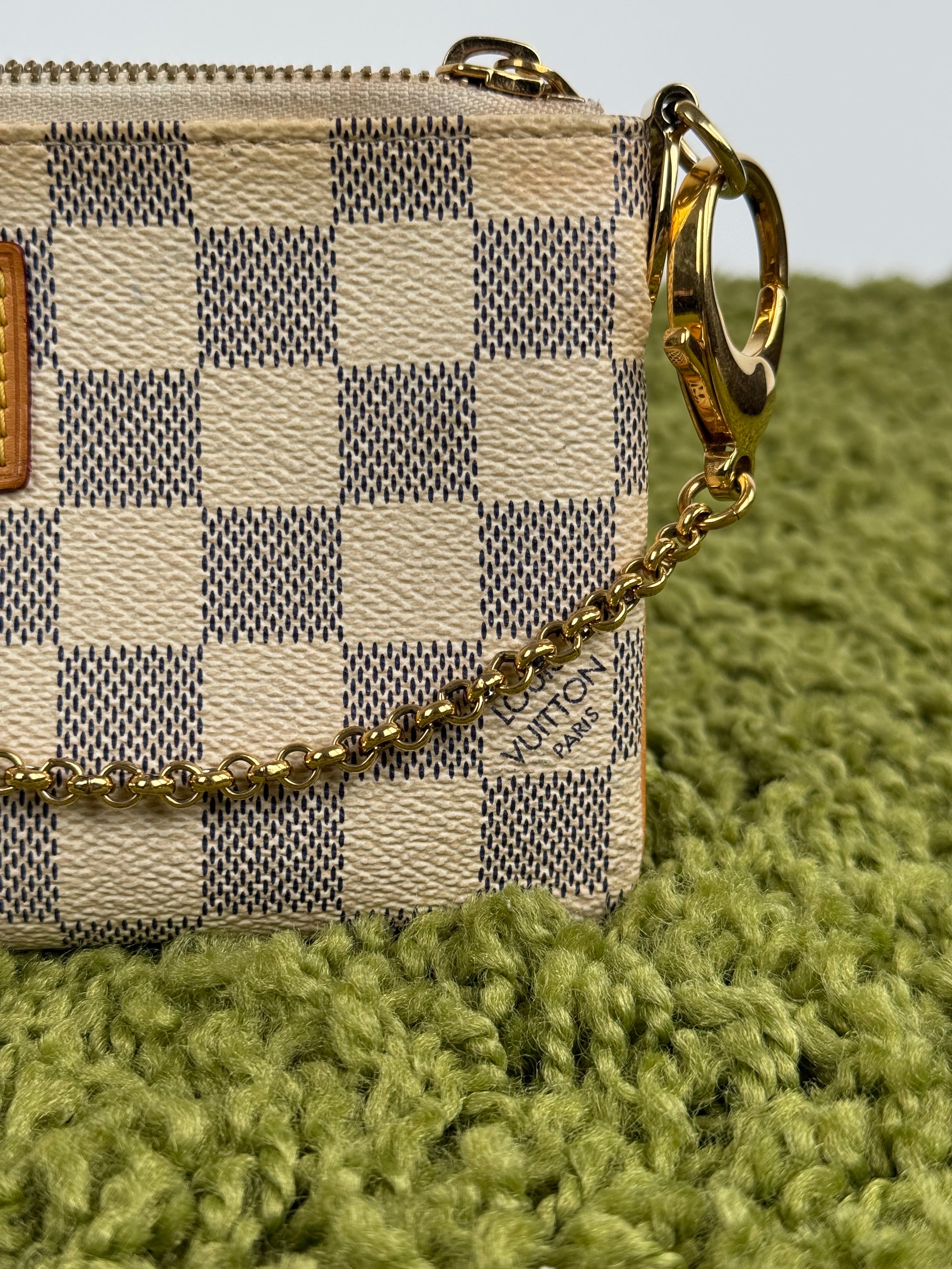 Pochette Milla Mm Louis Vuitton Bianca