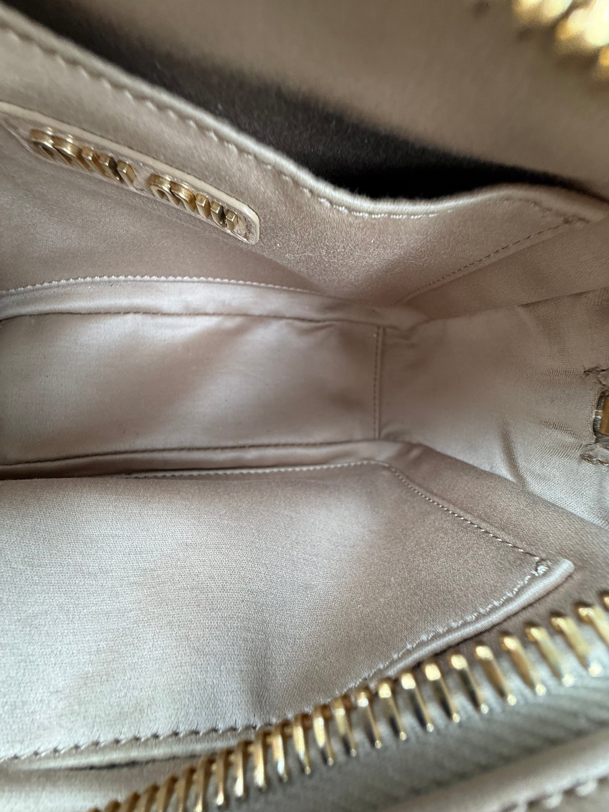 Borsa Arcadie Nappa Miu Miu Beige