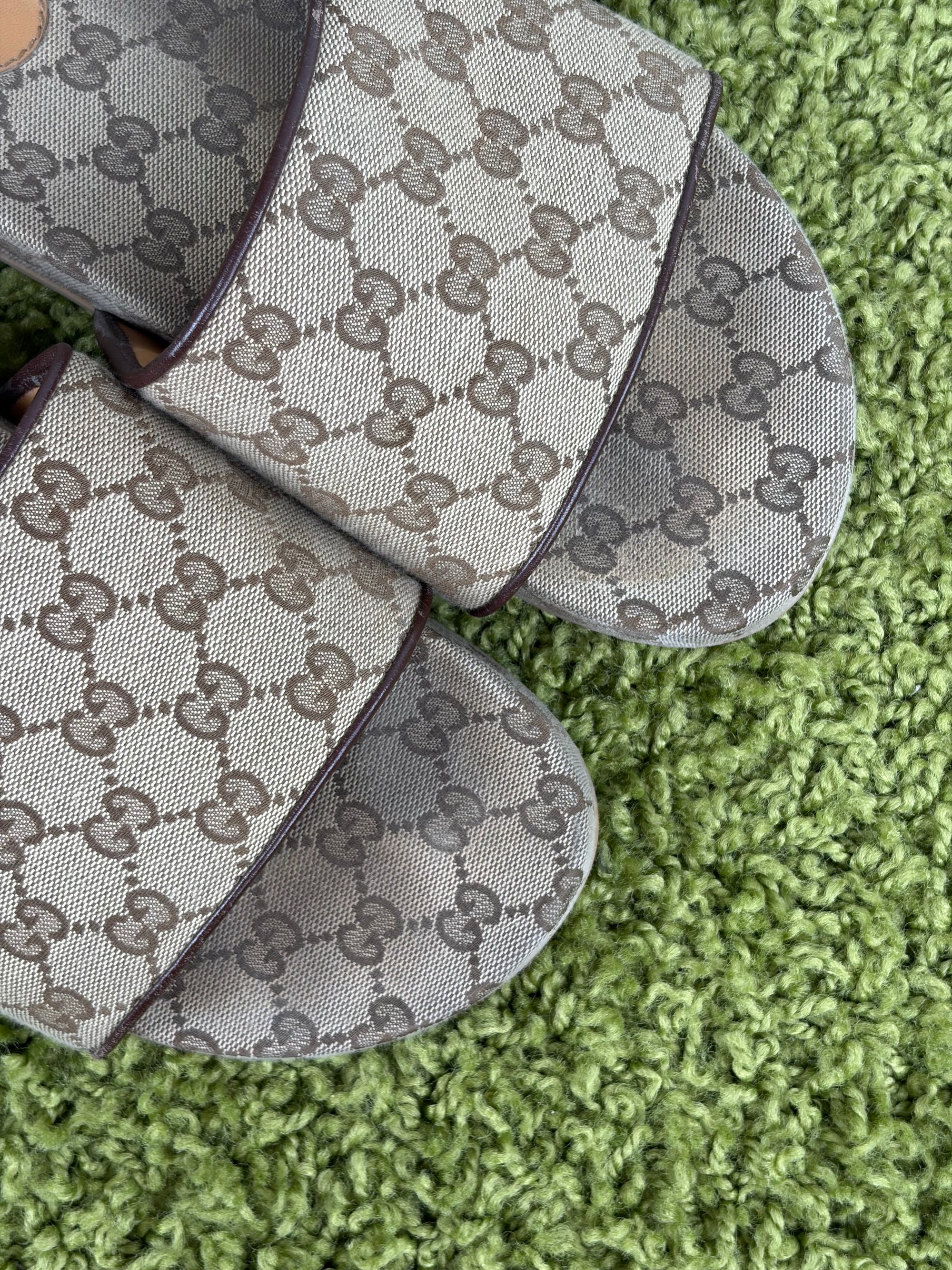 Sandali Gucci Size 10=44 beige e marroni