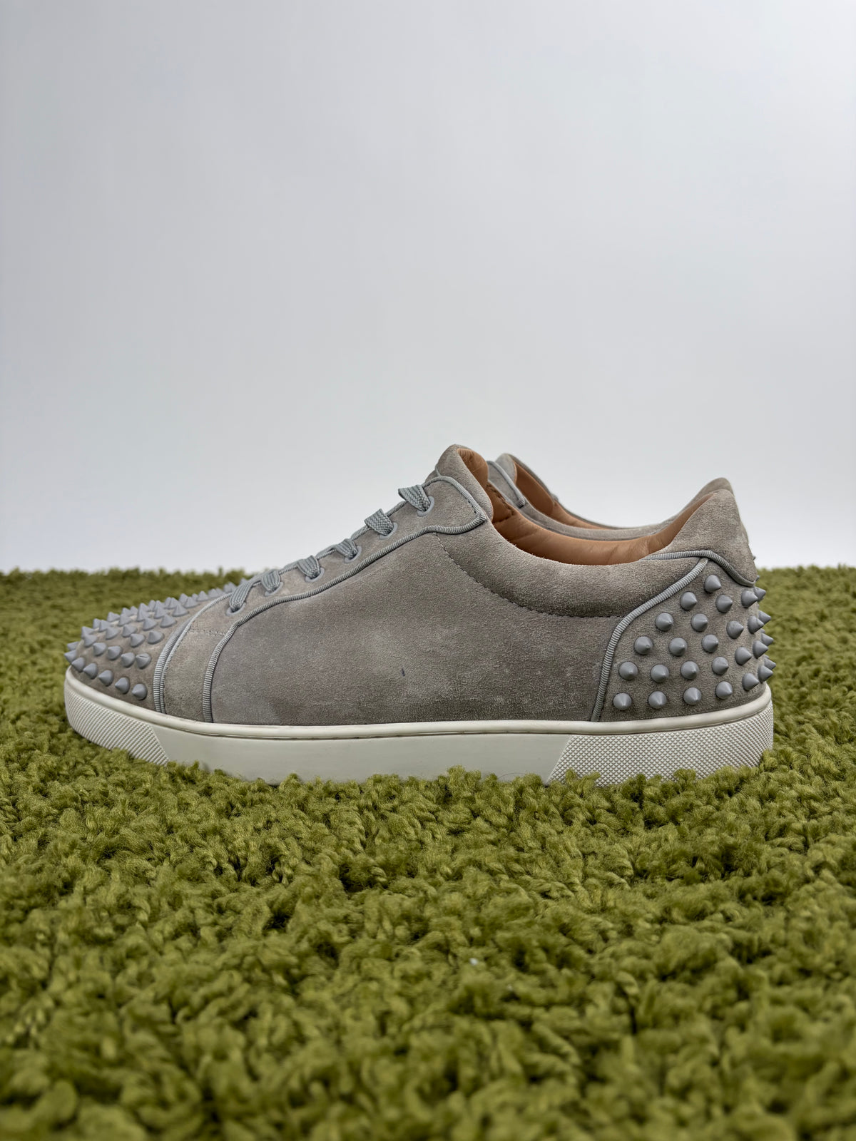 Christian Louboutin Spikes Low Grigia 45