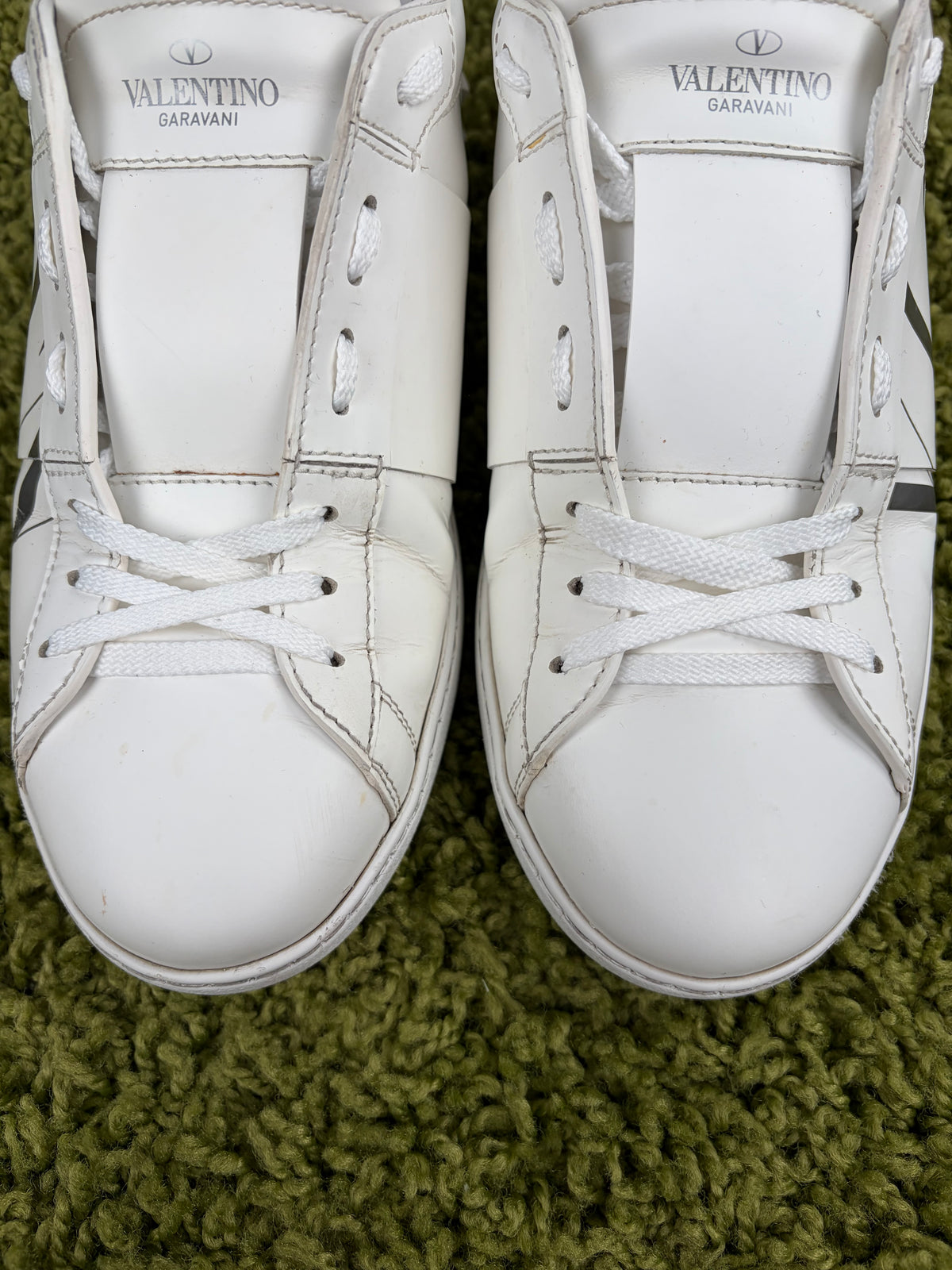 Valentino Garavani Rockstud VLTN argento 41