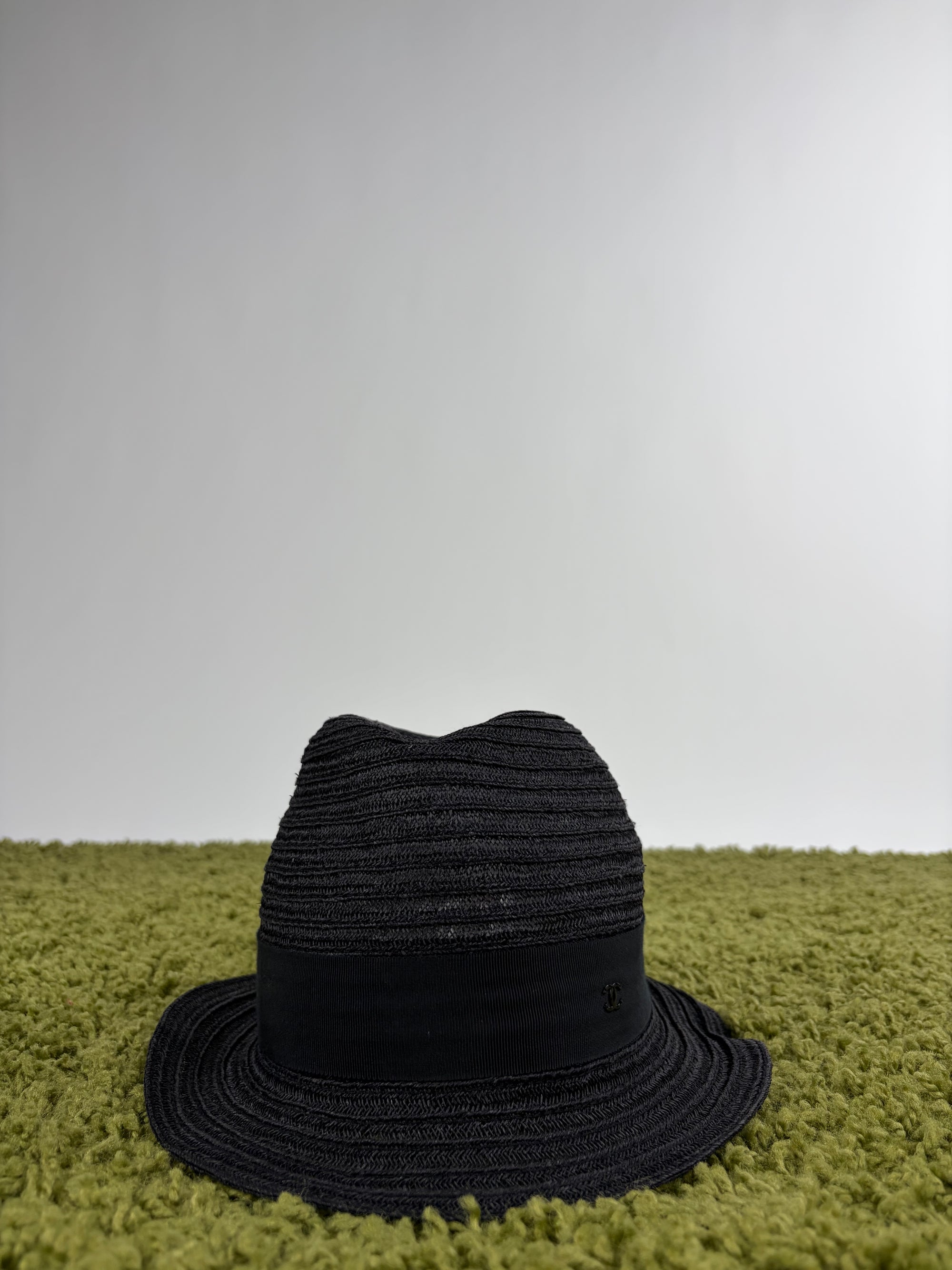Cappello Chanel nero