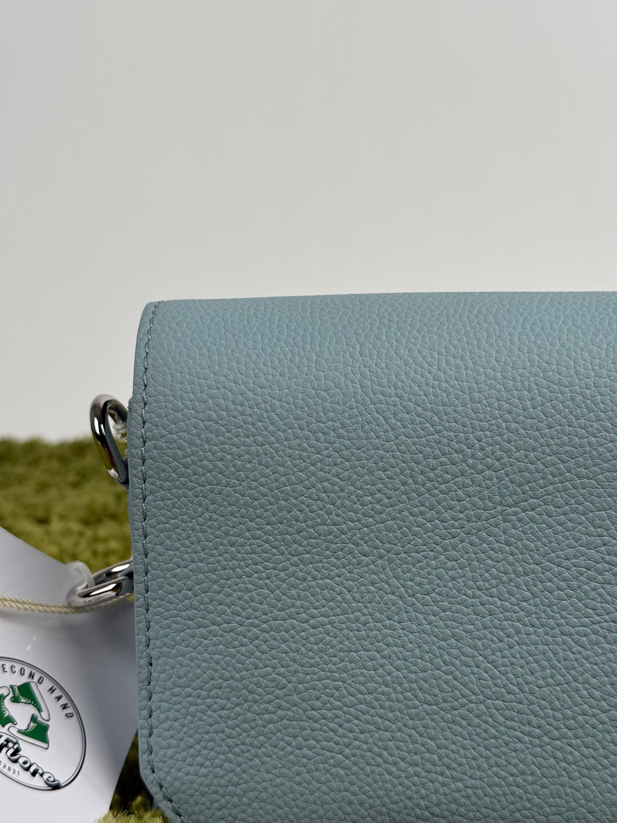 Fastline Wearable Wallet Louis Vuitton Azzurra