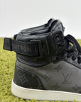 Louis vuitton rivoli Size 7=41 calza 42 nere e grigie