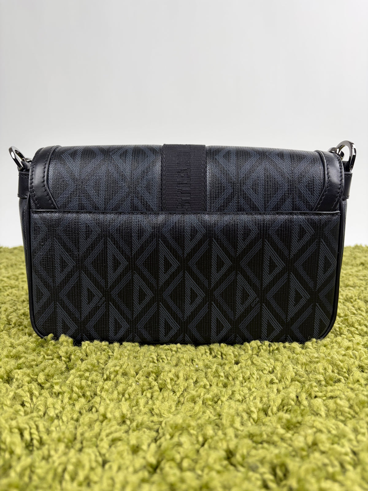 Borsello Christian Dior hit the road in tela CD