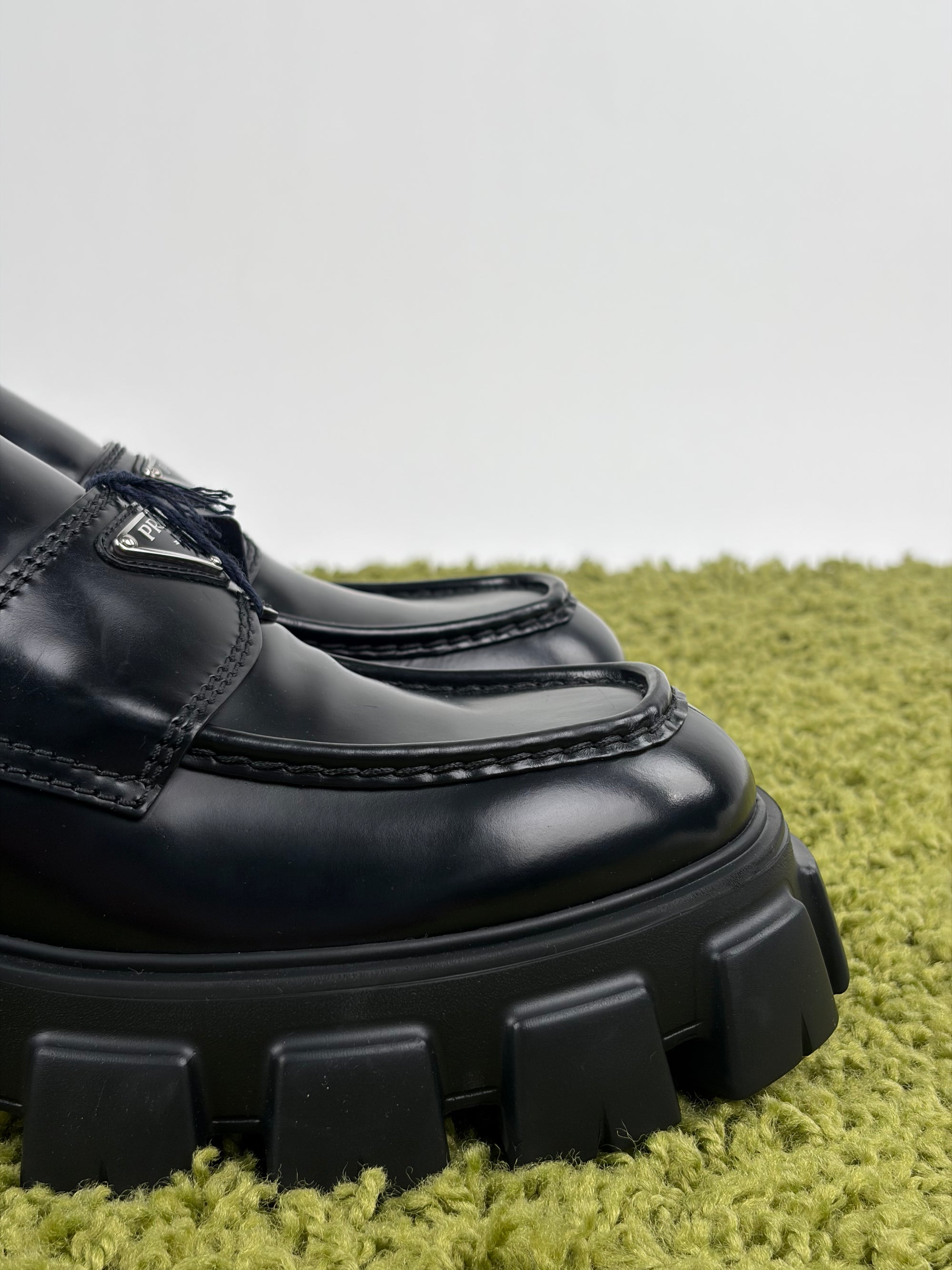 Mocassino Prada Size 10.5=44.5 neri