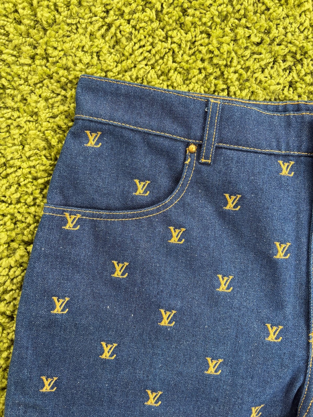 Pantaloncino Louis Vuitton In Denim Blu 34 - Second Hand Di Fiore